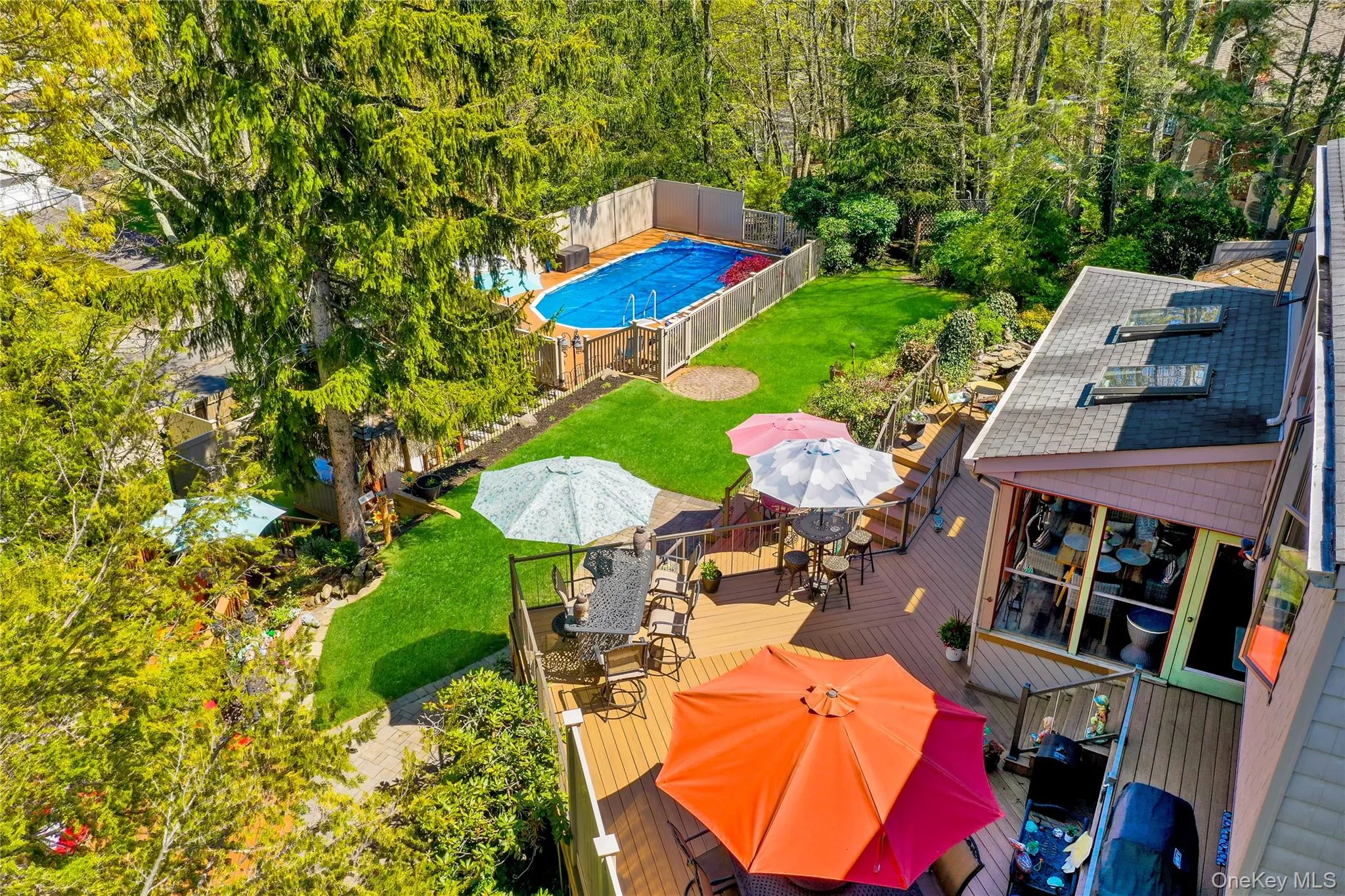 9 Ernest Court, Smithtown, NY, 4 Bedrooms Bedrooms, 9 Rooms Rooms,2 BathroomsBathrooms,Residential,For Rent,Ernest,0,1021368 9 Ernest Court, Smithtown, NY, 4 Bedrooms Bedrooms, 9 Rooms Rooms,2 BathroomsBathrooms,Residential,For Rent,Ernest,0,1021368