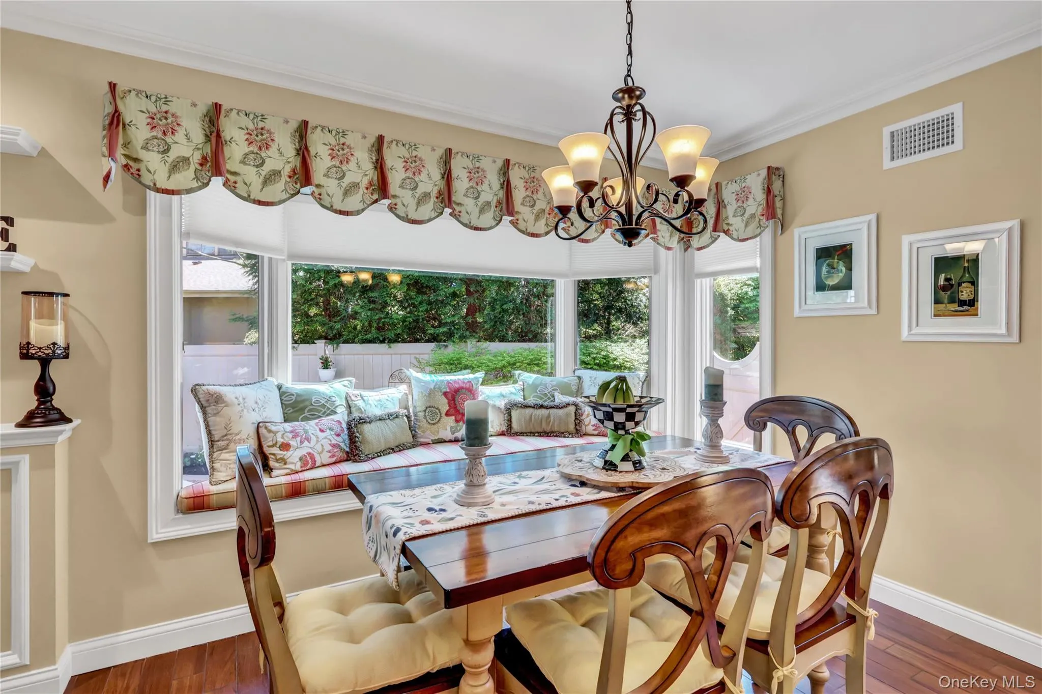 9 Ernest Court, Smithtown, NY, 4 Bedrooms Bedrooms, 9 Rooms Rooms,2 BathroomsBathrooms,Residential,For Rent,Ernest,0,1021368 9 Ernest Court, Smithtown, NY, 4 Bedrooms Bedrooms, 9 Rooms Rooms,2 BathroomsBathrooms,Residential,For Rent,Ernest,0,1021368