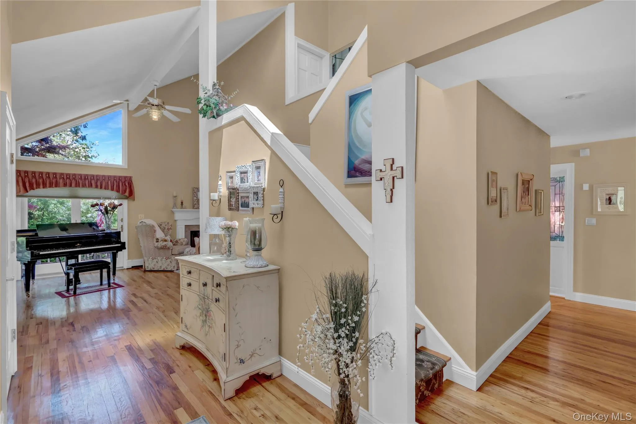 9 Ernest Court, Smithtown, NY, 4 Bedrooms Bedrooms, 9 Rooms Rooms,2 BathroomsBathrooms,Residential,For Rent,Ernest,0,1021368 9 Ernest Court, Smithtown, NY, 4 Bedrooms Bedrooms, 9 Rooms Rooms,2 BathroomsBathrooms,Residential,For Rent,Ernest,0,1021368