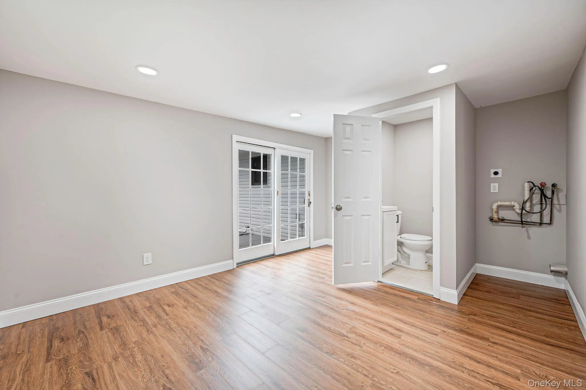 1440 Lombardy Boulevard, Islip, NY, 4 Bedrooms Bedrooms, 7 Rooms Rooms,1 BathroomBathrooms,Residential,For Rent,Lombardy,0,1021372 1440 Lombardy Boulevard, Islip, NY, 4 Bedrooms Bedrooms, 7 Rooms Rooms,1 BathroomBathrooms,Residential,For Rent,Lombardy,0,1021372