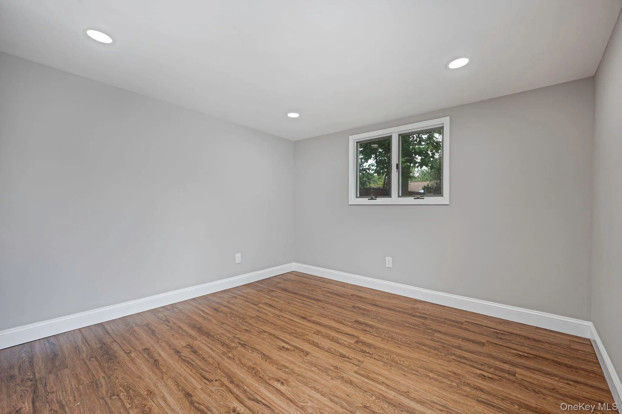 1440 Lombardy Boulevard, Islip, NY, 4 Bedrooms Bedrooms, 7 Rooms Rooms,1 BathroomBathrooms,Residential,For Rent,Lombardy,0,1021372 1440 Lombardy Boulevard, Islip, NY, 4 Bedrooms Bedrooms, 7 Rooms Rooms,1 BathroomBathrooms,Residential,For Rent,Lombardy,0,1021372