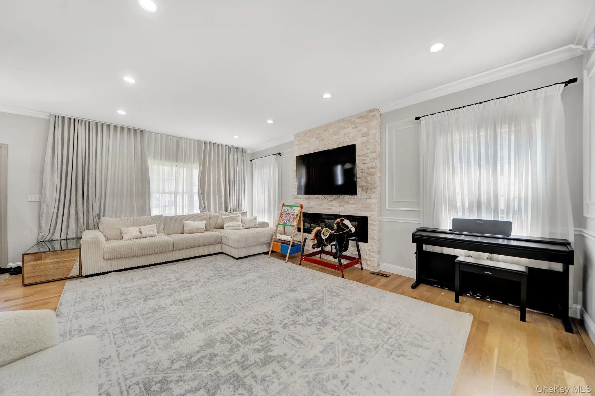 2245 Plum Tree Road, Hempstead, NY, 5 Bedrooms Bedrooms, 10 Rooms Rooms,3 BathroomsBathrooms,Residential Lease,For Rent,Plum Tree,0,1021378 2245 Plum Tree Road, Hempstead, NY, 5 Bedrooms Bedrooms, 10 Rooms Rooms,3 BathroomsBathrooms,Residential Lease,For Rent,Plum Tree,0,1021378