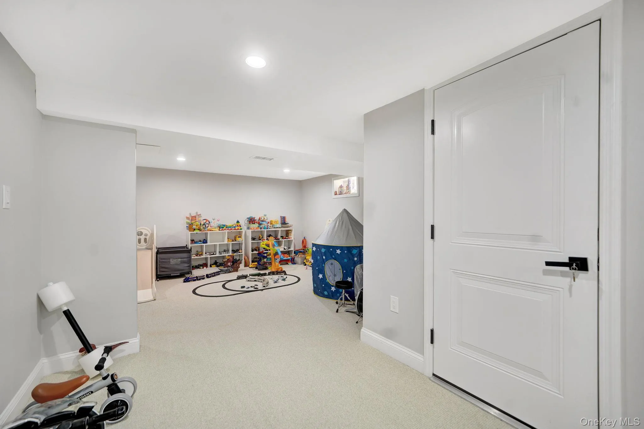 2245 Plum Tree Road, Hempstead, NY, 5 Bedrooms Bedrooms, 10 Rooms Rooms,3 BathroomsBathrooms,Residential Lease,For Rent,Plum Tree,0,1021378 2245 Plum Tree Road, Hempstead, NY, 5 Bedrooms Bedrooms, 10 Rooms Rooms,3 BathroomsBathrooms,Residential Lease,For Rent,Plum Tree,0,1021378