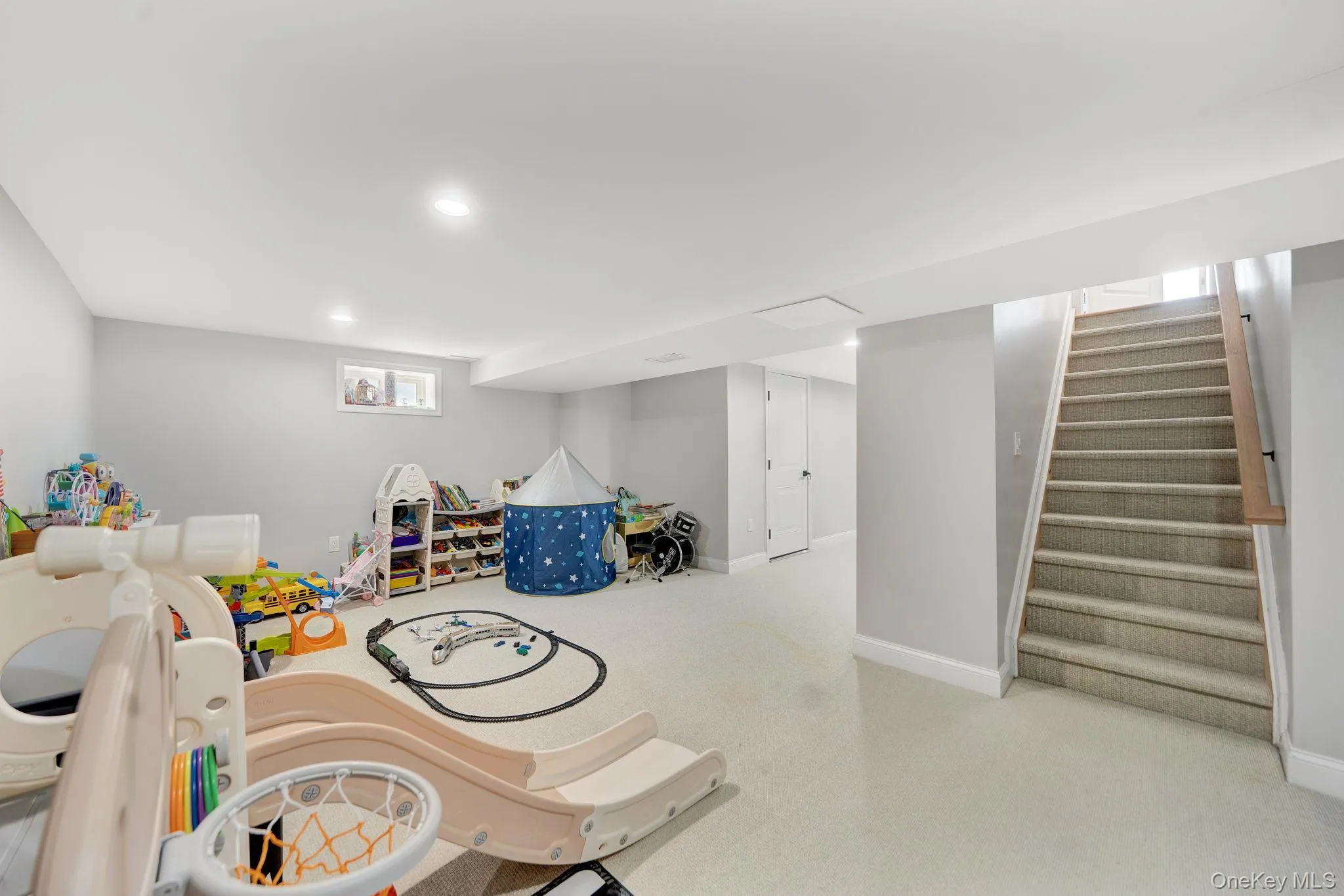 2245 Plum Tree Road, Hempstead, NY, 5 Bedrooms Bedrooms, 10 Rooms Rooms,3 BathroomsBathrooms,Residential Lease,For Rent,Plum Tree,0,1021378 2245 Plum Tree Road, Hempstead, NY, 5 Bedrooms Bedrooms, 10 Rooms Rooms,3 BathroomsBathrooms,Residential Lease,For Rent,Plum Tree,0,1021378