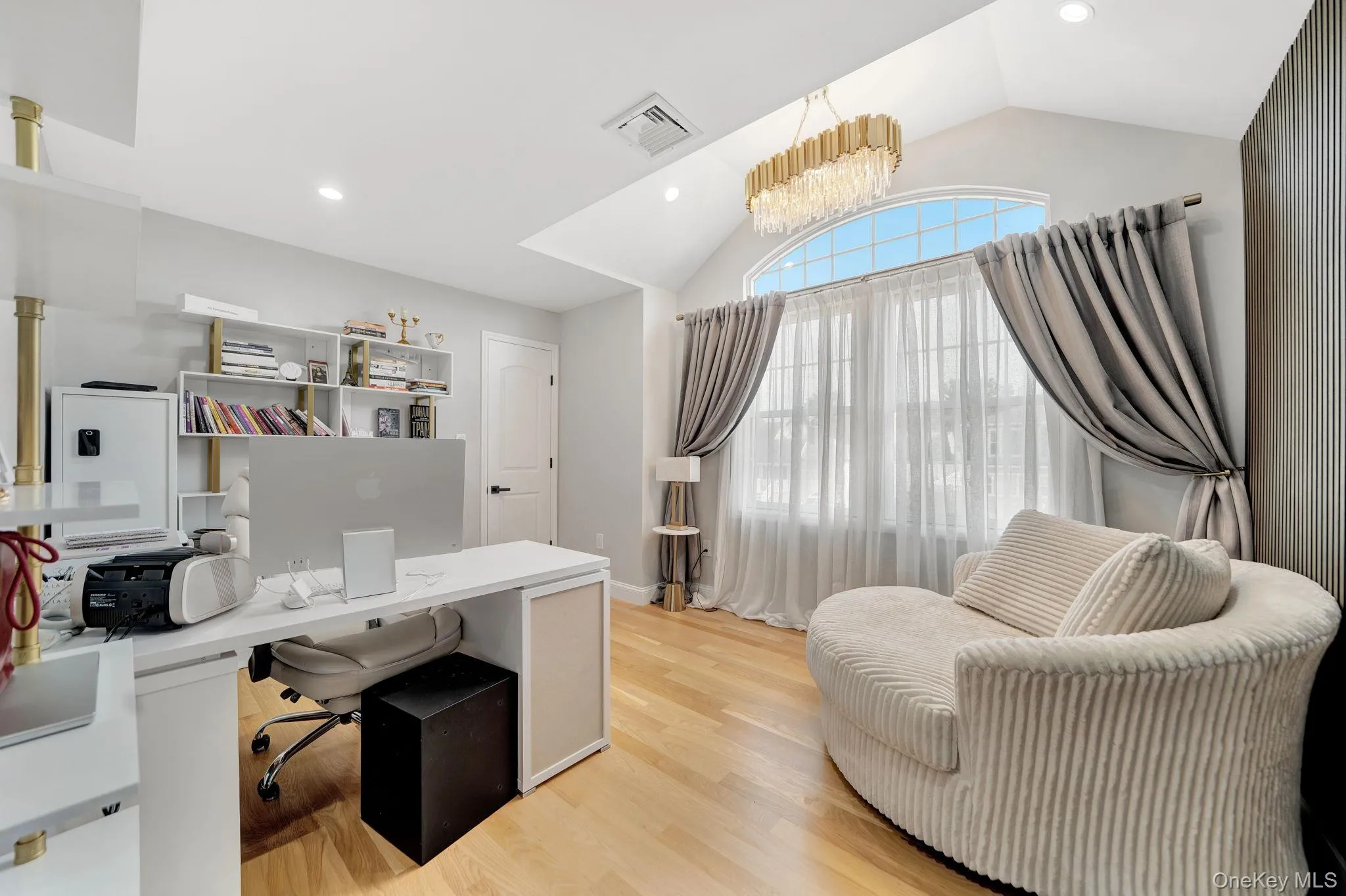 2245 Plum Tree Road, Hempstead, NY, 5 Bedrooms Bedrooms, 10 Rooms Rooms,3 BathroomsBathrooms,Residential Lease,For Rent,Plum Tree,0,1021378 2245 Plum Tree Road, Hempstead, NY, 5 Bedrooms Bedrooms, 10 Rooms Rooms,3 BathroomsBathrooms,Residential Lease,For Rent,Plum Tree,0,1021378