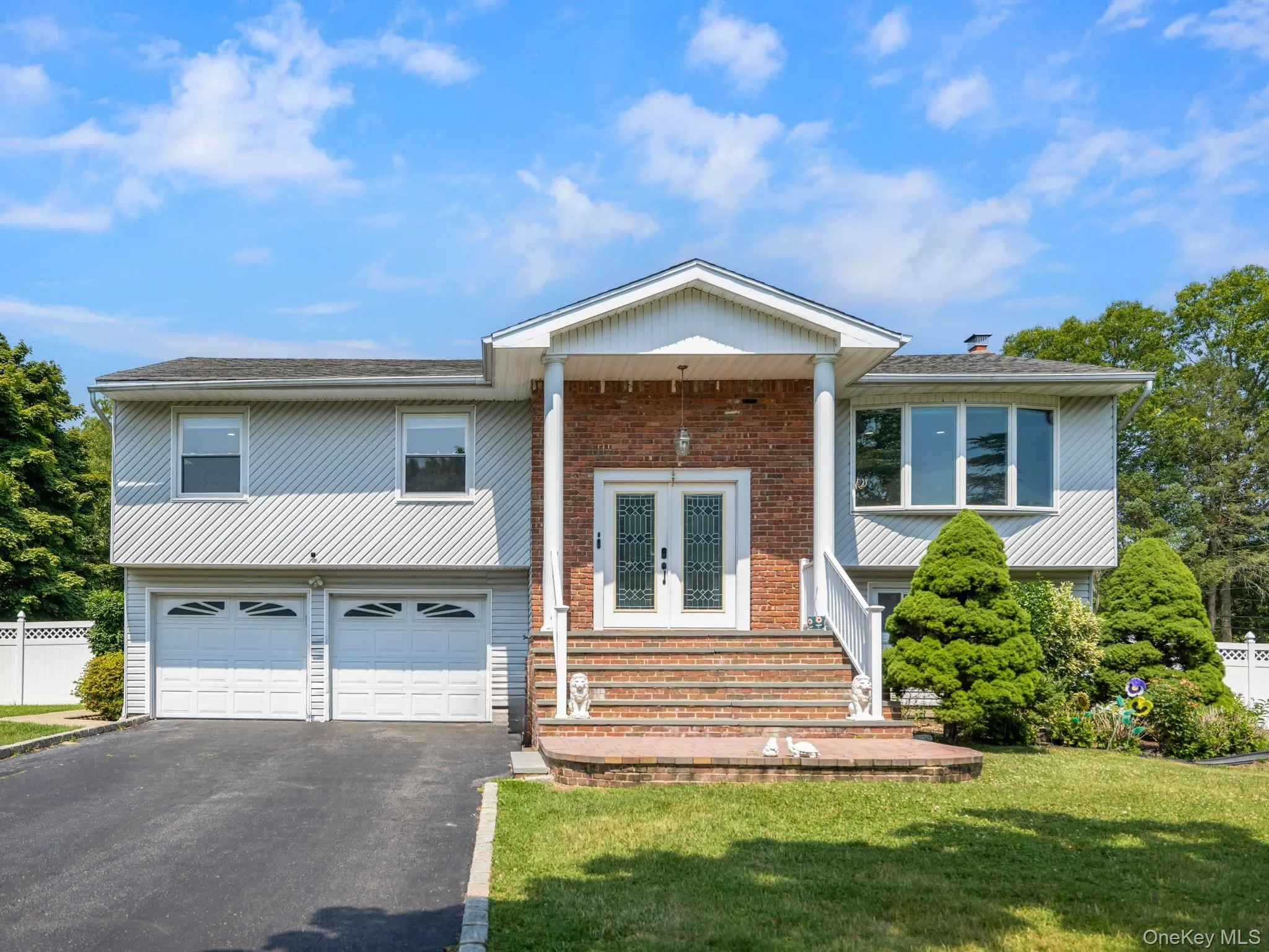 40 Peppermint Road, Huntington, NY, 4 Bedrooms Bedrooms, 12 Rooms Rooms,3 BathroomsBathrooms,Residential,For Rent,Peppermint,0,1021379 40 Peppermint Road, Huntington, NY, 4 Bedrooms Bedrooms, 12 Rooms Rooms,3 BathroomsBathrooms,Residential,For Rent,Peppermint,0,1021379
