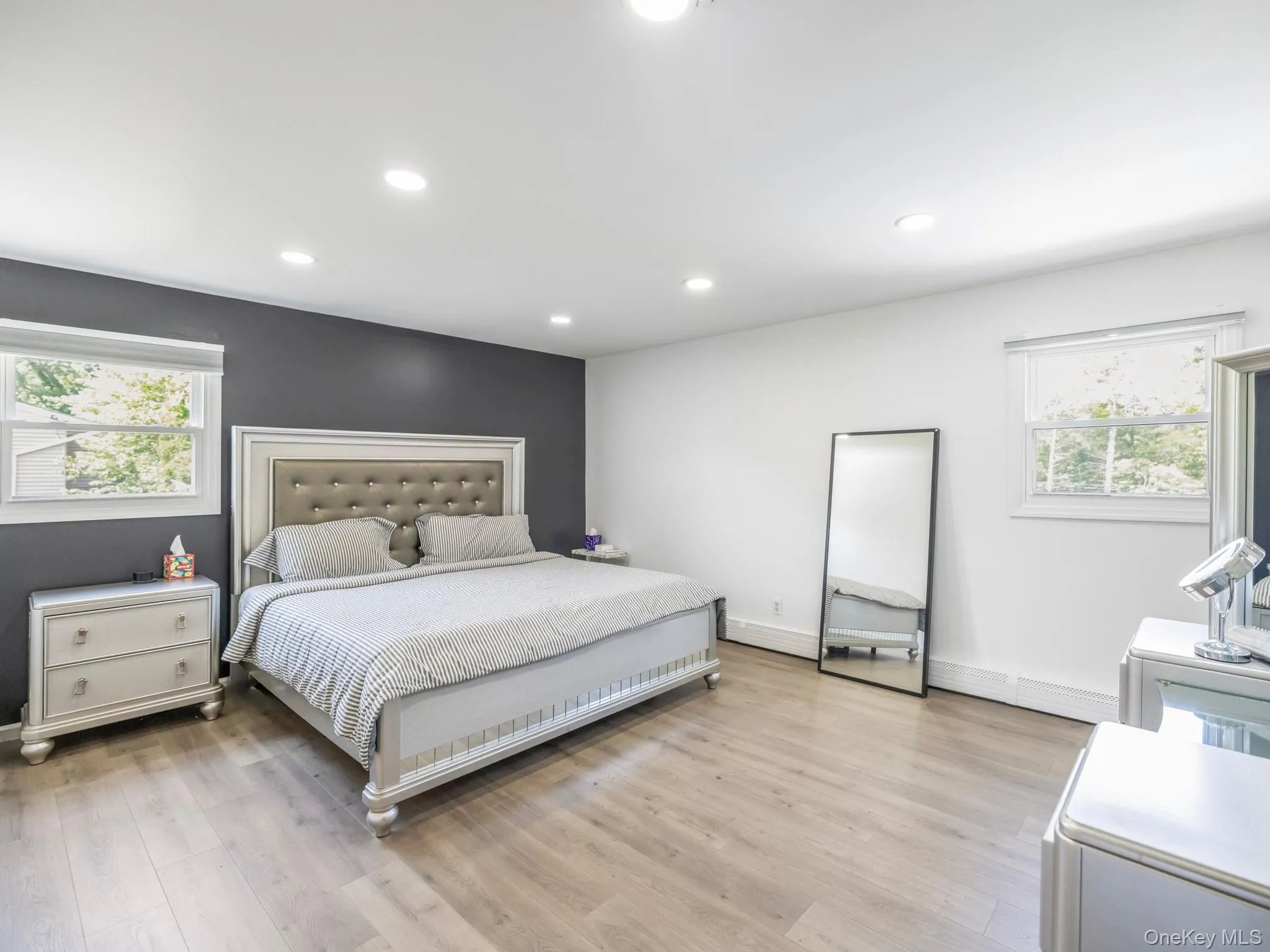 40 Peppermint Road, Huntington, NY, 4 Bedrooms Bedrooms, 12 Rooms Rooms,3 BathroomsBathrooms,Residential,For Rent,Peppermint,0,1021379 40 Peppermint Road, Huntington, NY, 4 Bedrooms Bedrooms, 12 Rooms Rooms,3 BathroomsBathrooms,Residential,For Rent,Peppermint,0,1021379