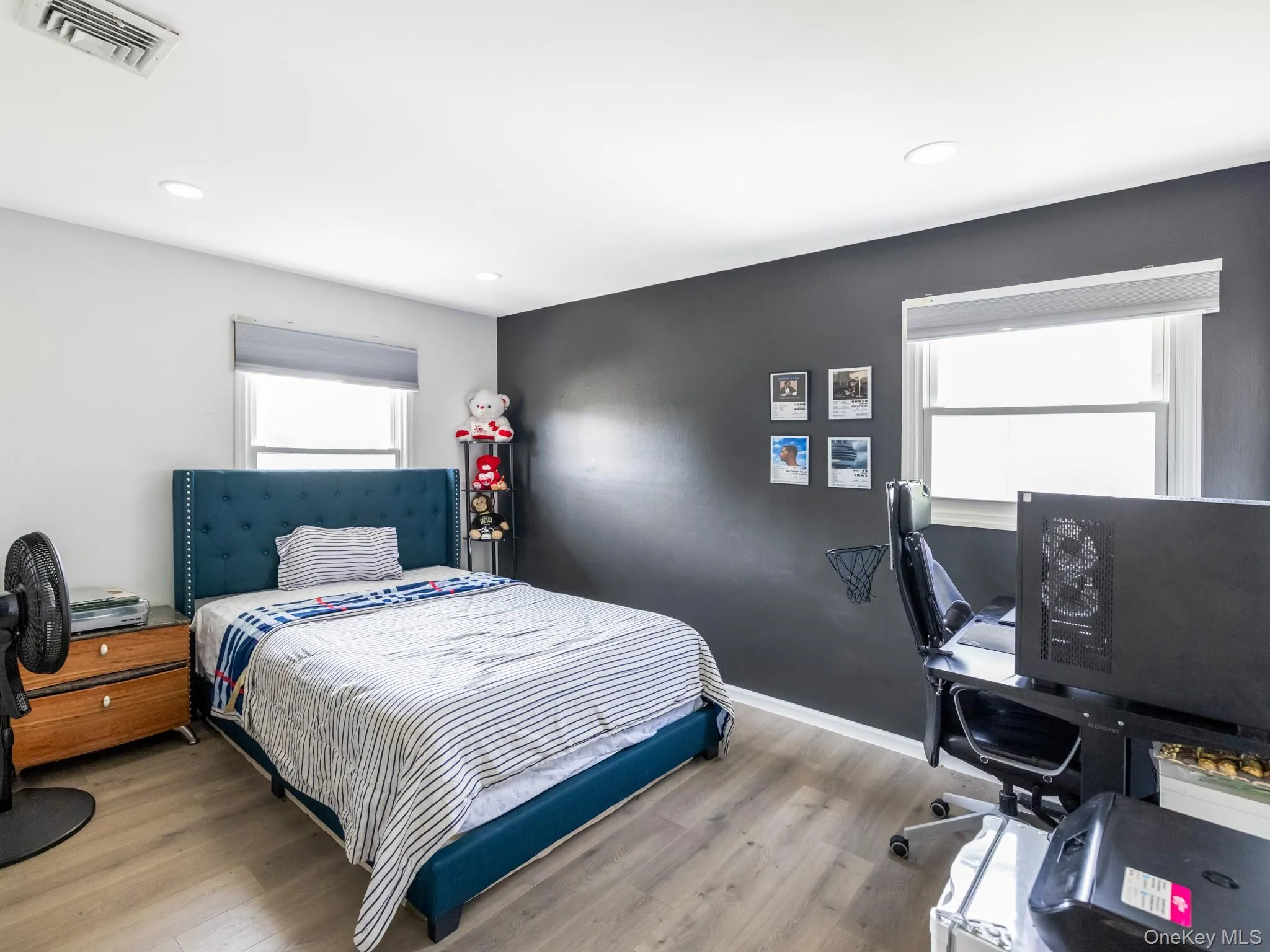 40 Peppermint Road, Huntington, NY, 4 Bedrooms Bedrooms, 12 Rooms Rooms,3 BathroomsBathrooms,Residential,For Rent,Peppermint,0,1021379 40 Peppermint Road, Huntington, NY, 4 Bedrooms Bedrooms, 12 Rooms Rooms,3 BathroomsBathrooms,Residential,For Rent,Peppermint,0,1021379