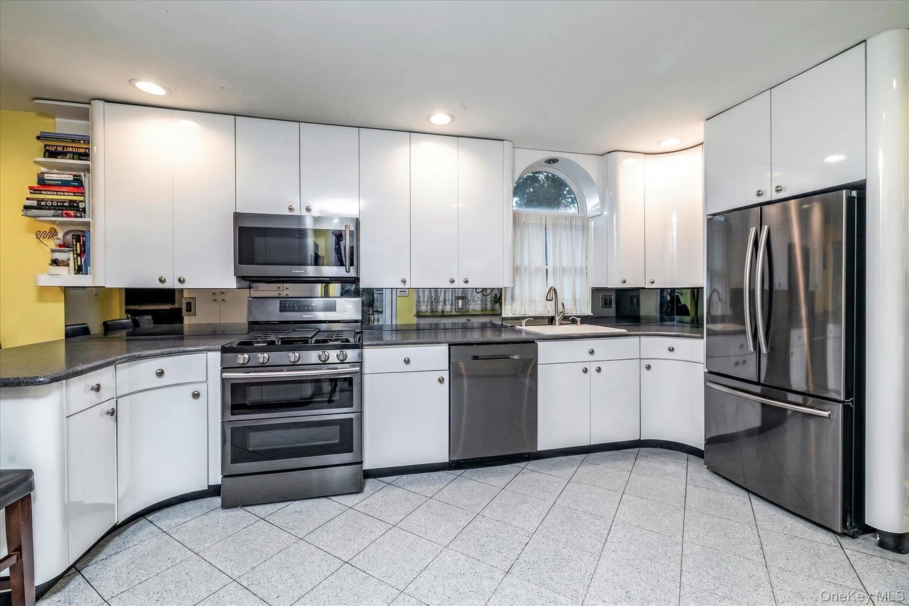 2618 Mount Avenue, Hempstead, NY, 4 Bedrooms Bedrooms, 7 Rooms Rooms,3 BathroomsBathrooms,Residential,For Rent,Mount,0,1021384 2618 Mount Avenue, Hempstead, NY, 4 Bedrooms Bedrooms, 7 Rooms Rooms,3 BathroomsBathrooms,Residential,For Rent,Mount,0,1021384