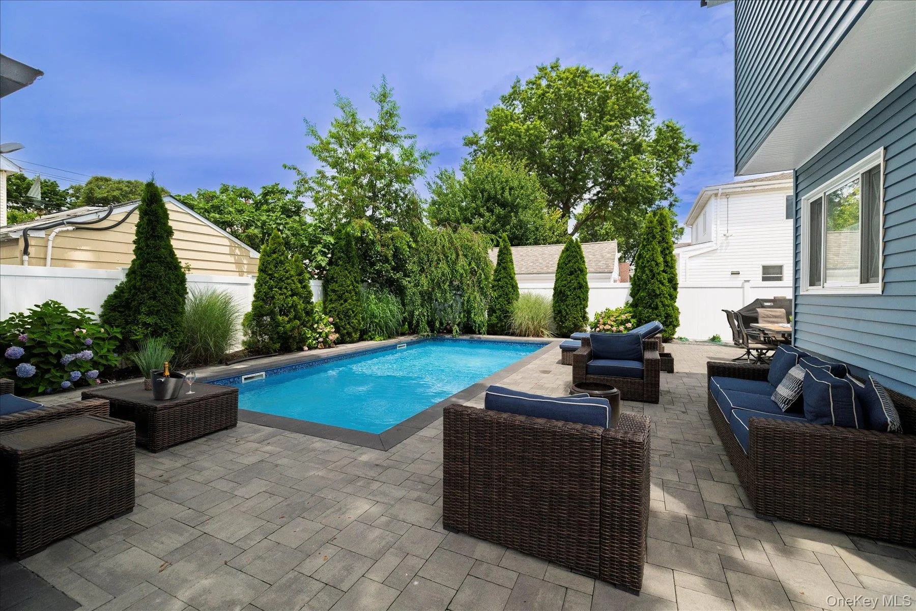 2618 Mount Avenue, Hempstead, NY, 4 Bedrooms Bedrooms, 7 Rooms Rooms,3 BathroomsBathrooms,Residential,For Rent,Mount,0,1021384 2618 Mount Avenue, Hempstead, NY, 4 Bedrooms Bedrooms, 7 Rooms Rooms,3 BathroomsBathrooms,Residential,For Rent,Mount,0,1021384