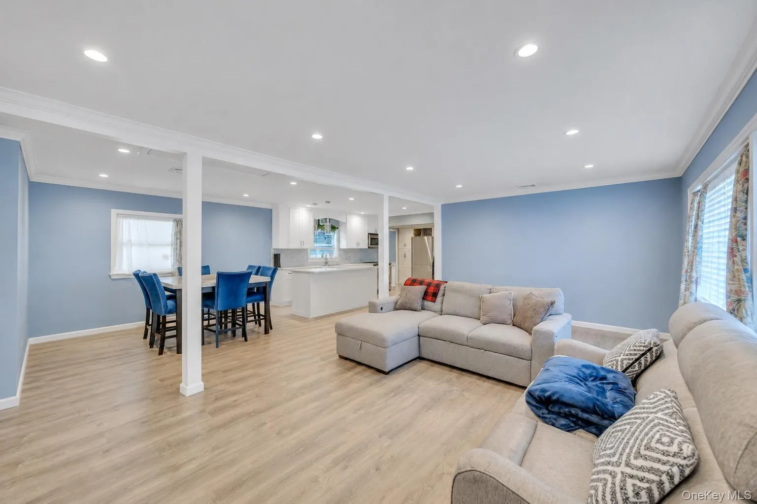 186 4th Street, Babylon, NY, 4 Bedrooms Bedrooms, 7 Rooms Rooms,3 BathroomsBathrooms,Residential,For Rent,4th,0,1021386 186 4th Street, Babylon, NY, 4 Bedrooms Bedrooms, 7 Rooms Rooms,3 BathroomsBathrooms,Residential,For Rent,4th,0,1021386