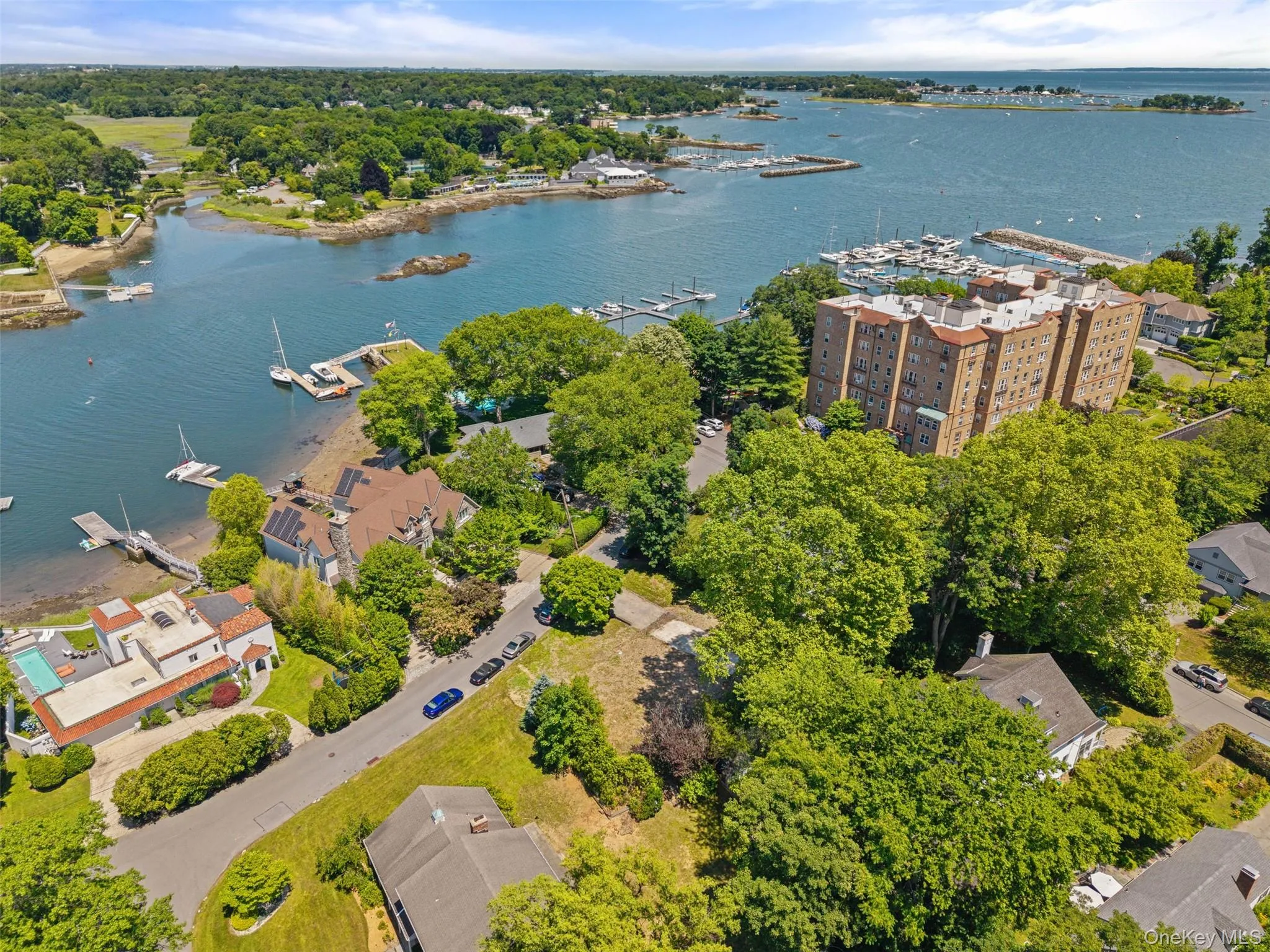 819 The Crescent, Mamaroneck, NY, ,Land,For Rent,The,0,1021390 819 The Crescent, Mamaroneck, NY, ,Land,For Rent,The,0,1021390