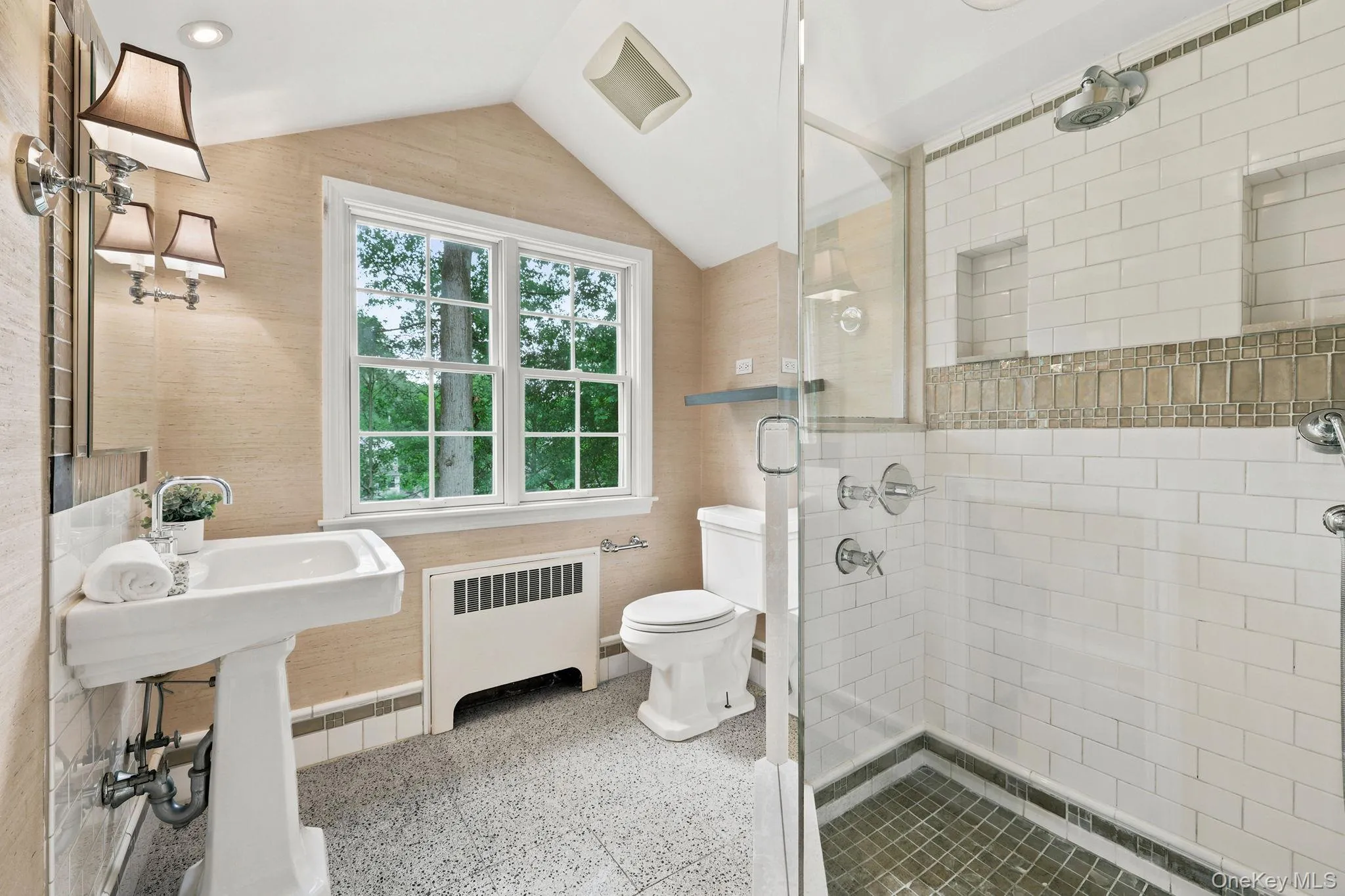 Second Floor Full Bathroom Second Floor Full Bathroom