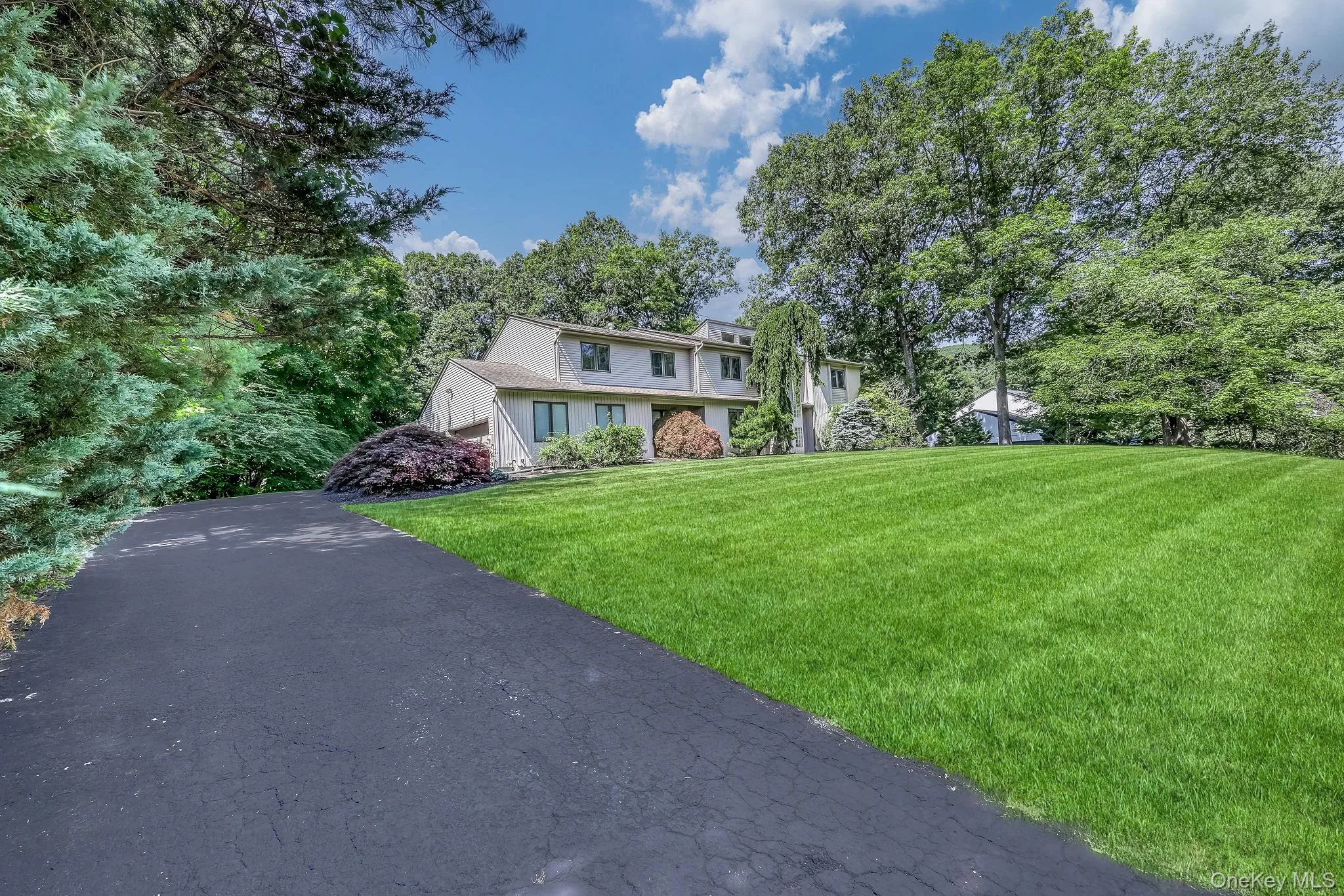 5 Zeck Court, Ramapo, NY, 5 Bedrooms Bedrooms, 10 Rooms Rooms,3 BathroomsBathrooms,Residential,For Rent,Zeck,0,1021410 5 Zeck Court, Ramapo, NY, 5 Bedrooms Bedrooms, 10 Rooms Rooms,3 BathroomsBathrooms,Residential,For Rent,Zeck,0,1021410