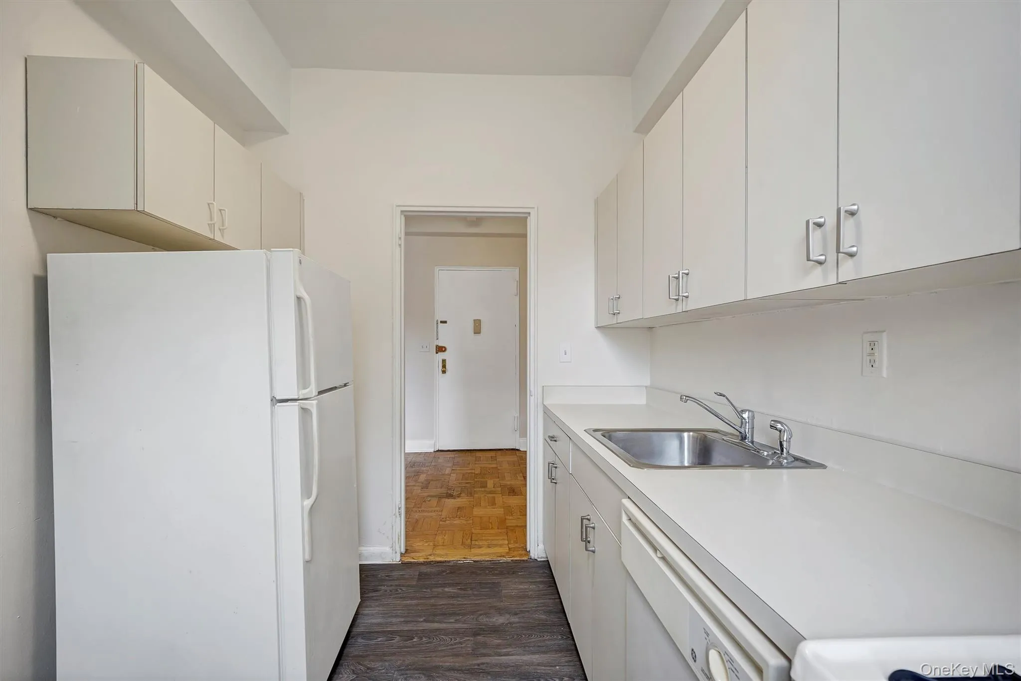 4 Sadore Lane, Yonkers, NY, 1 Room Rooms,1 BathroomBathrooms,Residential,For Rent,Sadore,0,1021411 4 Sadore Lane, Yonkers, NY, 1 Room Rooms,1 BathroomBathrooms,Residential,For Rent,Sadore,0,1021411