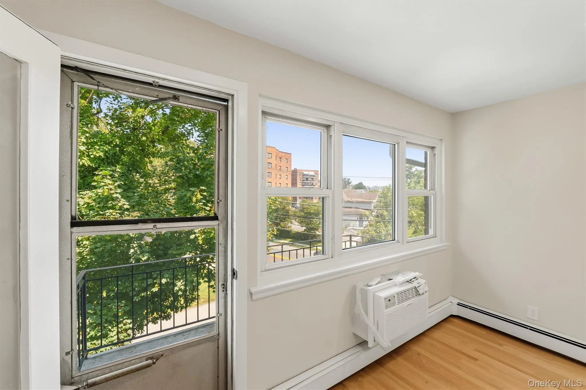 665 Pelham Road, New Rochelle, NY, 1 Bedroom Bedrooms, 4 Rooms Rooms,1 BathroomBathrooms,Residential,For Rent,Pelham,0,1021422 665 Pelham Road, New Rochelle, NY, 1 Bedroom Bedrooms, 4 Rooms Rooms,1 BathroomBathrooms,Residential,For Rent,Pelham,0,1021422