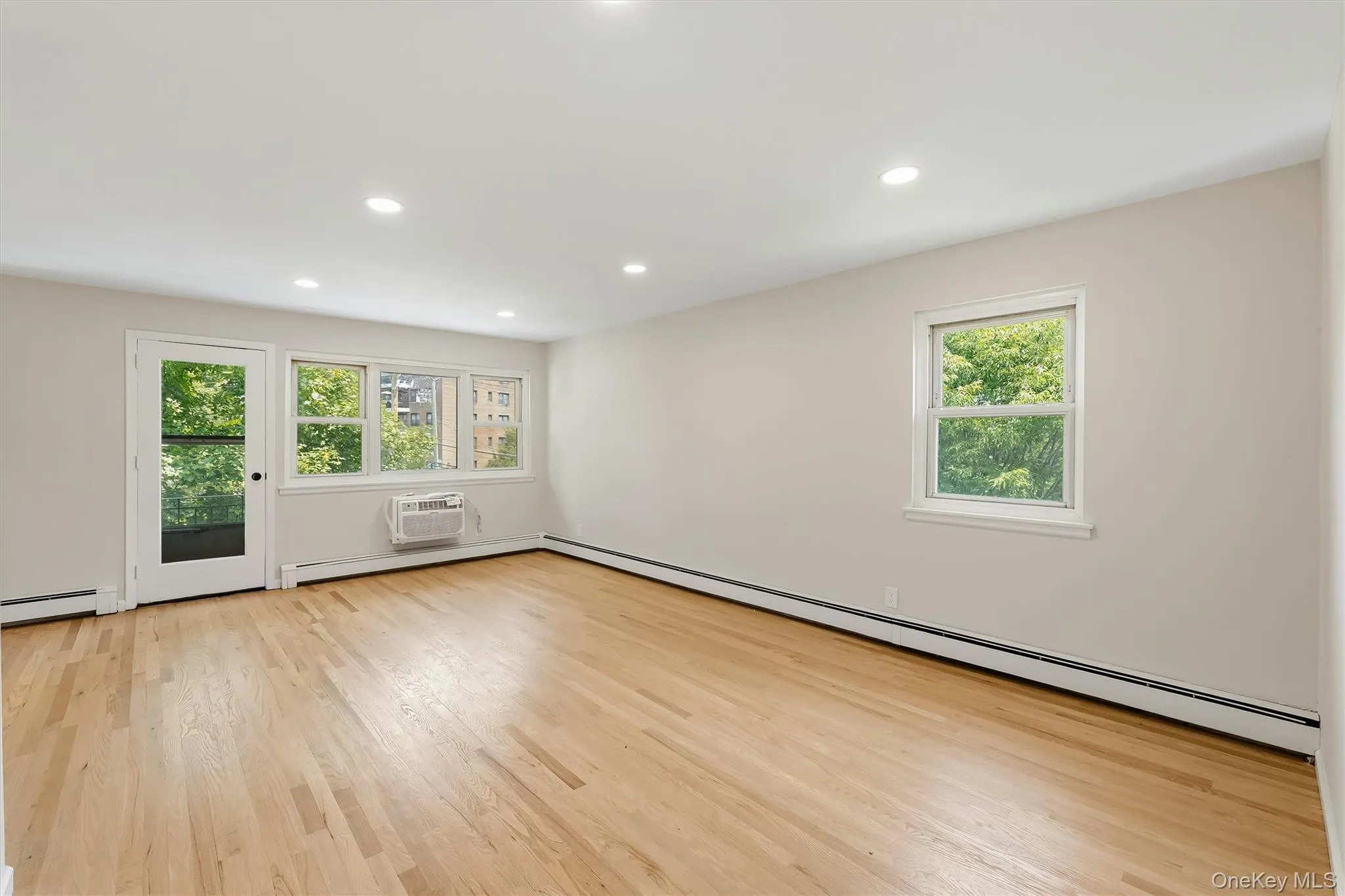 665 Pelham Road, New Rochelle, NY, 1 Bedroom Bedrooms, 4 Rooms Rooms,1 BathroomBathrooms,Residential,For Rent,Pelham,0,1021422 665 Pelham Road, New Rochelle, NY, 1 Bedroom Bedrooms, 4 Rooms Rooms,1 BathroomBathrooms,Residential,For Rent,Pelham,0,1021422