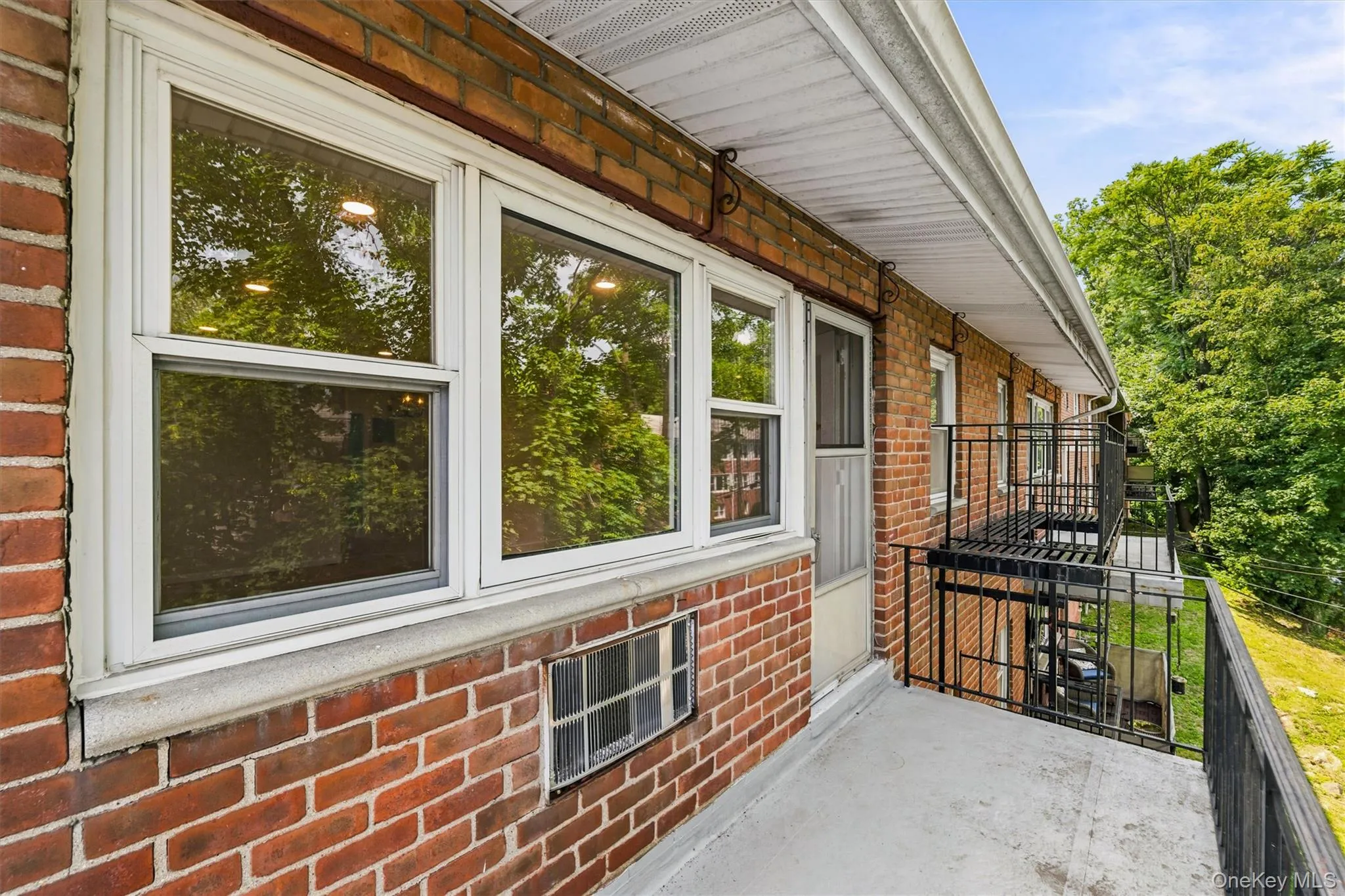 665 Pelham Road, New Rochelle, NY, 1 Bedroom Bedrooms, 4 Rooms Rooms,1 BathroomBathrooms,Residential,For Rent,Pelham,0,1021422 665 Pelham Road, New Rochelle, NY, 1 Bedroom Bedrooms, 4 Rooms Rooms,1 BathroomBathrooms,Residential,For Rent,Pelham,0,1021422