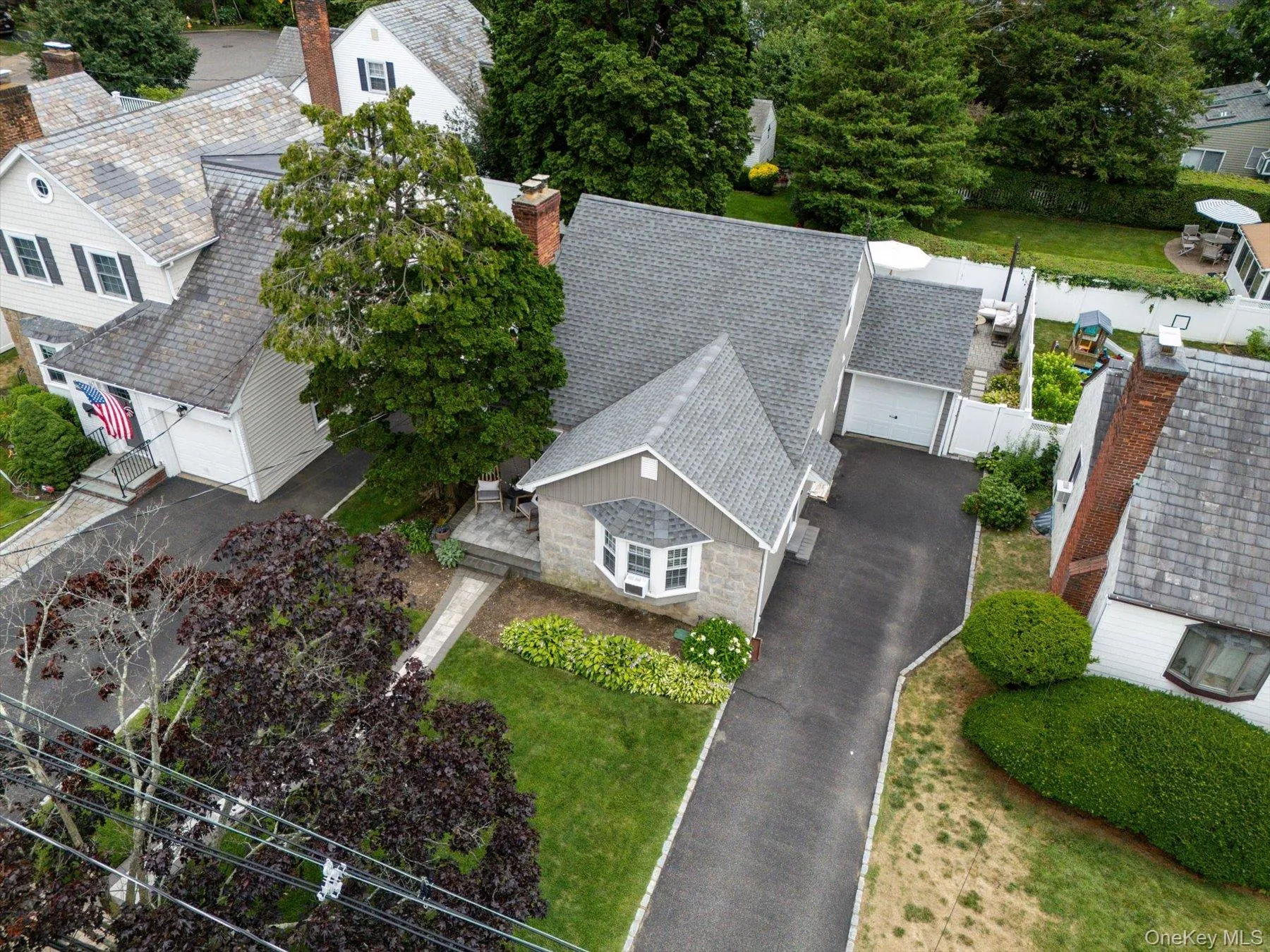 10 Woodland Avenue, Hempstead, NY, 3 Bedrooms Bedrooms, 7 Rooms Rooms,2 BathroomsBathrooms,Residential,For Rent,Woodland,0,1021423 10 Woodland Avenue, Hempstead, NY, 3 Bedrooms Bedrooms, 7 Rooms Rooms,2 BathroomsBathrooms,Residential,For Rent,Woodland,0,1021423