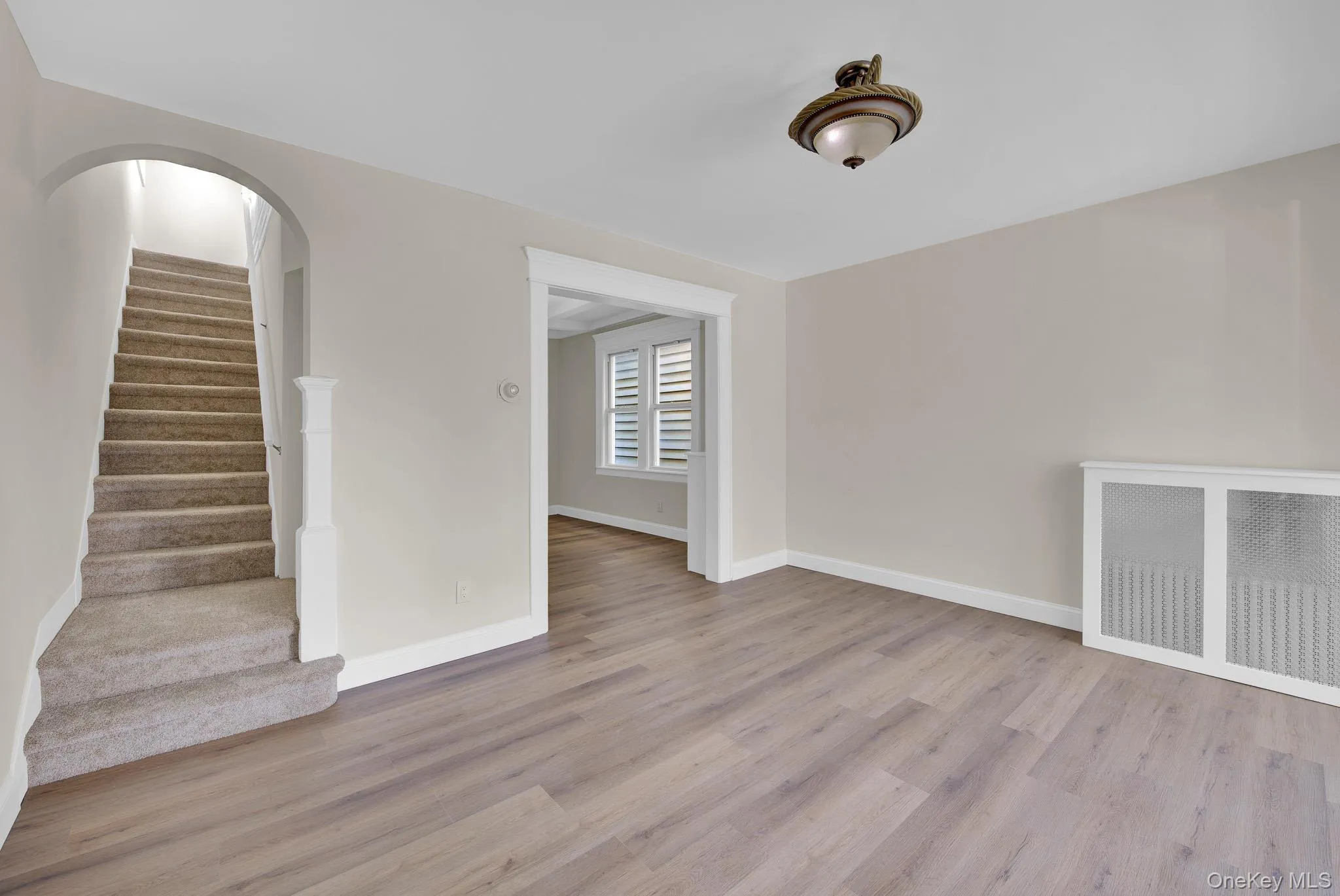 96-16 91st Drive, New York, NY, 3 Bedrooms Bedrooms, 6 Rooms Rooms,2 BathroomsBathrooms,Residential,For Rent,91st,0,1021428 96-16 91st Drive, New York, NY, 3 Bedrooms Bedrooms, 6 Rooms Rooms,2 BathroomsBathrooms,Residential,For Rent,91st,0,1021428