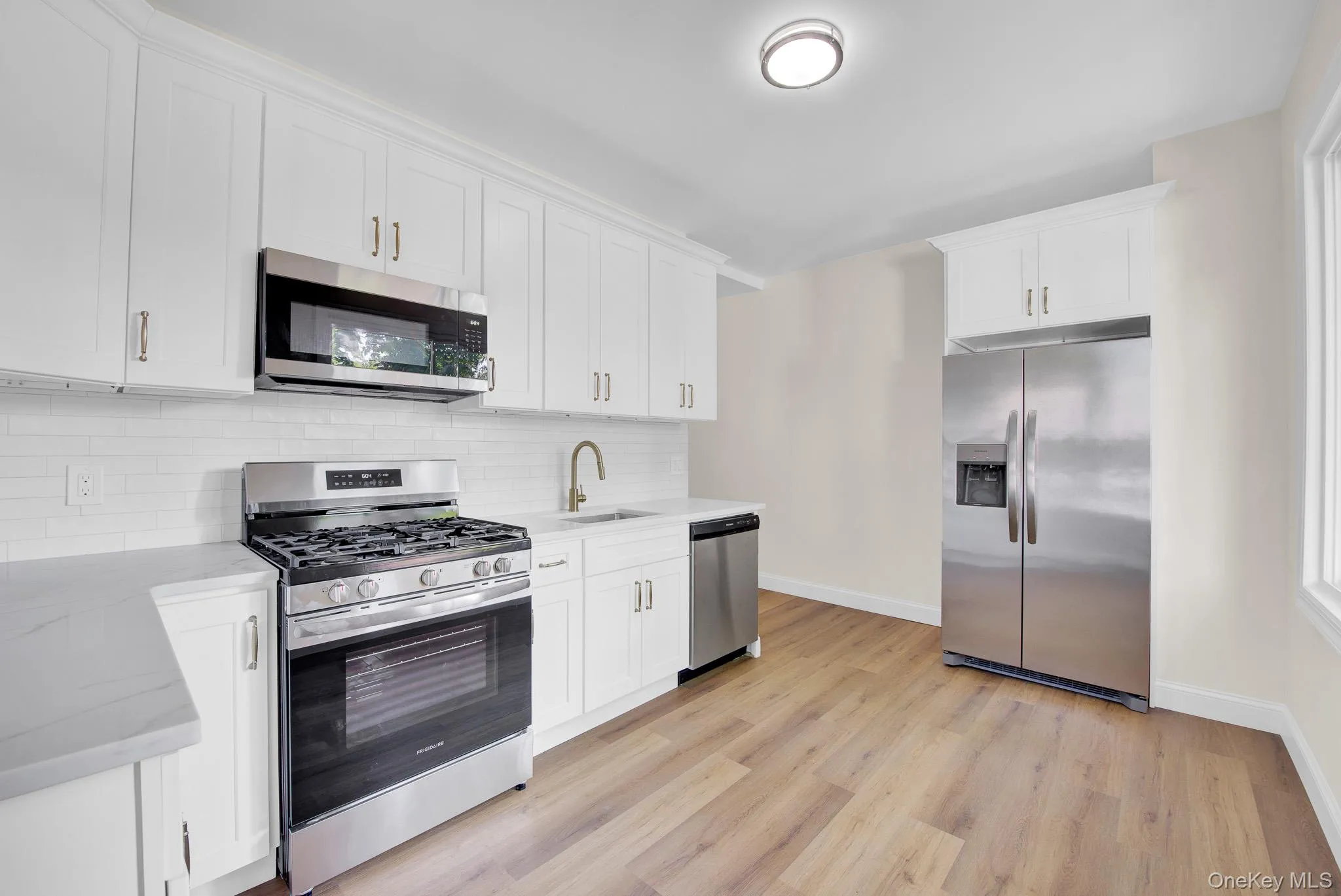 96-16 91st Drive, New York, NY, 3 Bedrooms Bedrooms, 6 Rooms Rooms,2 BathroomsBathrooms,Residential,For Rent,91st,0,1021428 96-16 91st Drive, New York, NY, 3 Bedrooms Bedrooms, 6 Rooms Rooms,2 BathroomsBathrooms,Residential,For Rent,91st,0,1021428