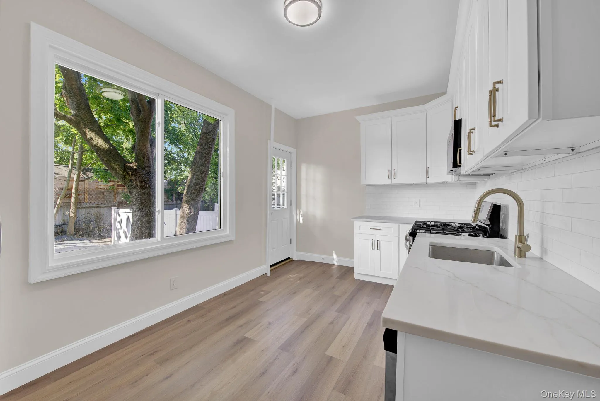 96-16 91st Drive, New York, NY, 3 Bedrooms Bedrooms, 6 Rooms Rooms,2 BathroomsBathrooms,Residential,For Rent,91st,0,1021428 96-16 91st Drive, New York, NY, 3 Bedrooms Bedrooms, 6 Rooms Rooms,2 BathroomsBathrooms,Residential,For Rent,91st,0,1021428