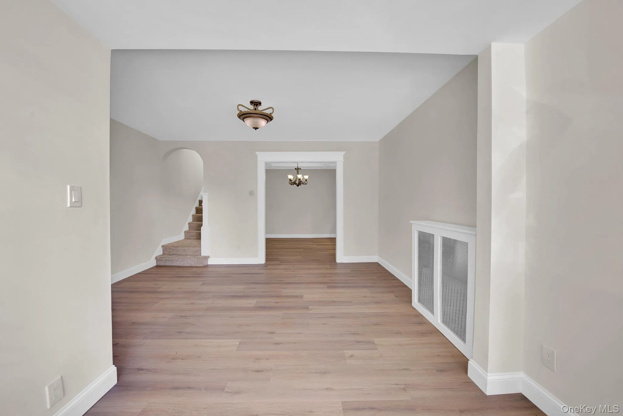 96-16 91st Drive, New York, NY, 3 Bedrooms Bedrooms, 6 Rooms Rooms,2 BathroomsBathrooms,Residential,For Rent,91st,0,1021428 96-16 91st Drive, New York, NY, 3 Bedrooms Bedrooms, 6 Rooms Rooms,2 BathroomsBathrooms,Residential,For Rent,91st,0,1021428
