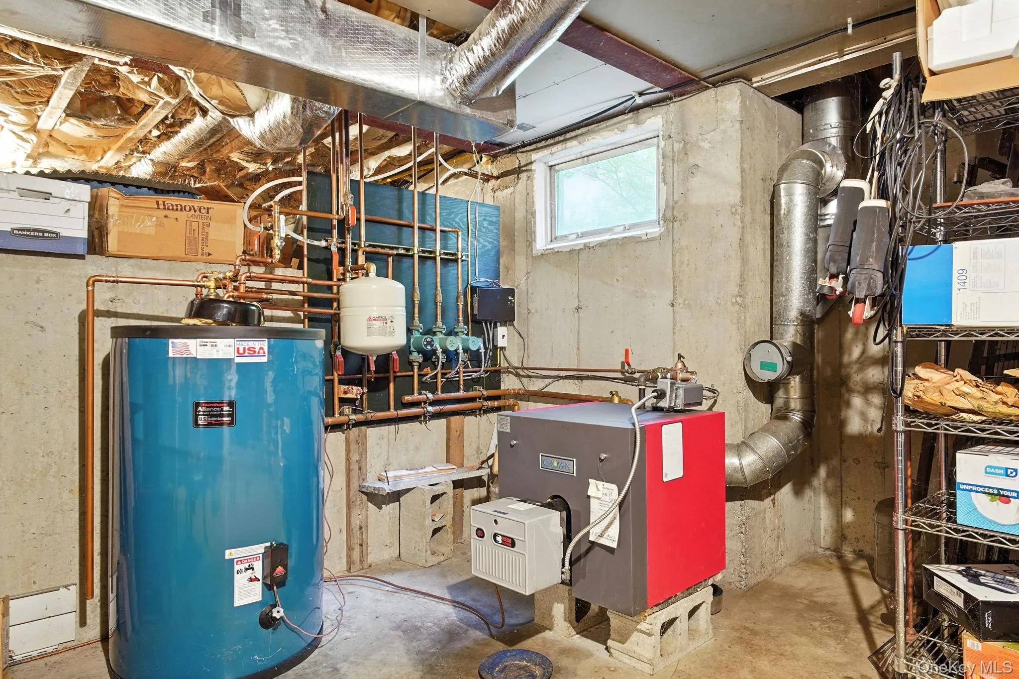 Heat system/basement Heat system/basement