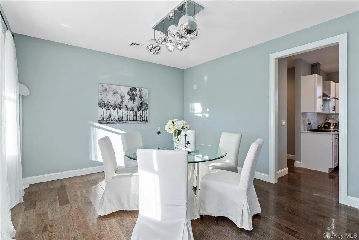 91 Market Street, Brookhaven, NY, 4 Bedrooms Bedrooms, 8 Rooms Rooms,2 BathroomsBathrooms,Residential,For Rent,Market,0,1021435 91 Market Street, Brookhaven, NY, 4 Bedrooms Bedrooms, 8 Rooms Rooms,2 BathroomsBathrooms,Residential,For Rent,Market,0,1021435