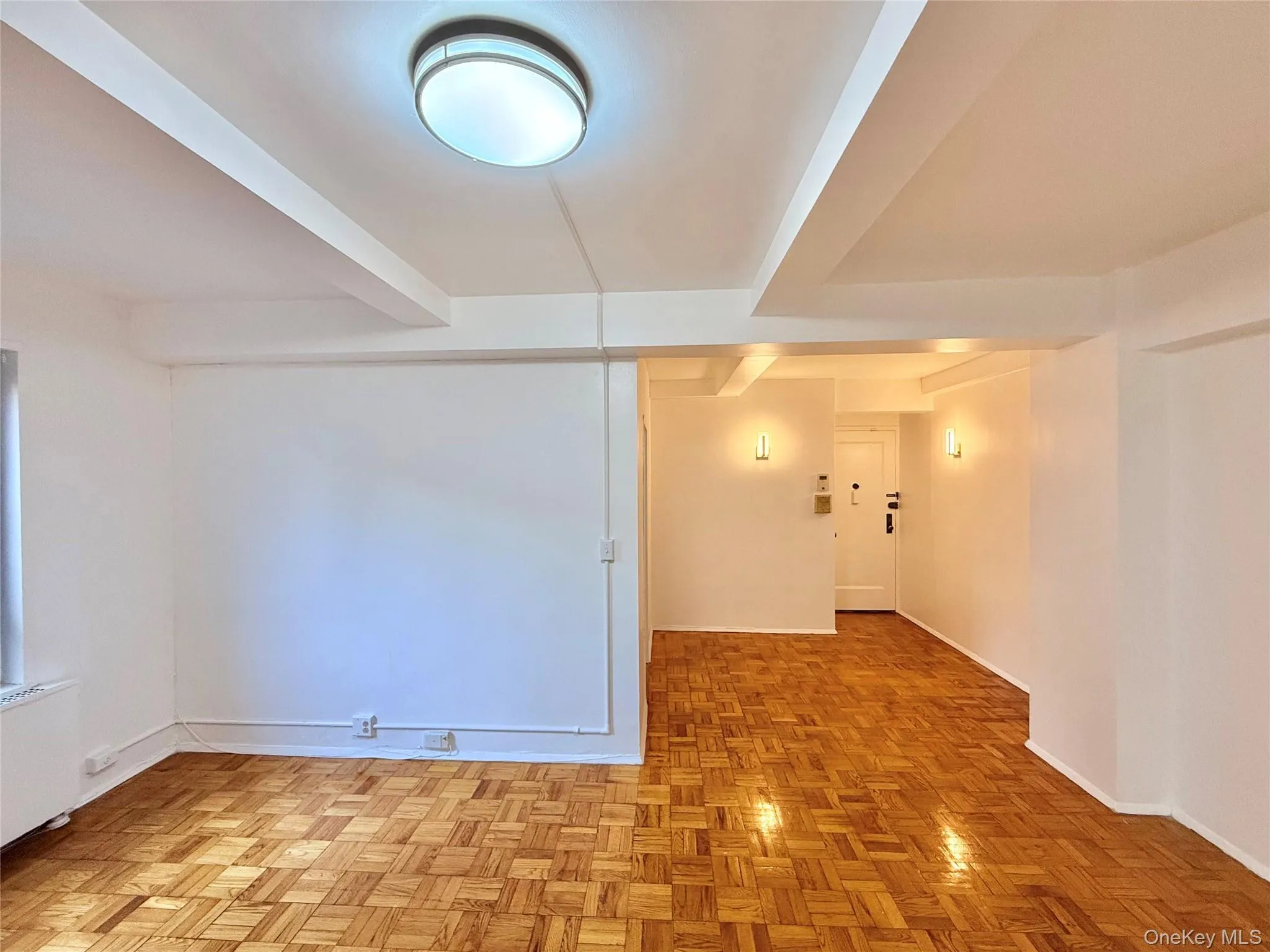 1651 Metropolitan Avenue, New York, NY, 1 Bedroom Bedrooms, 3 Rooms Rooms,1 BathroomBathrooms,Residential,For Rent,Metropolitan,0,1021440 1651 Metropolitan Avenue, New York, NY, 1 Bedroom Bedrooms, 3 Rooms Rooms,1 BathroomBathrooms,Residential,For Rent,Metropolitan,0,1021440