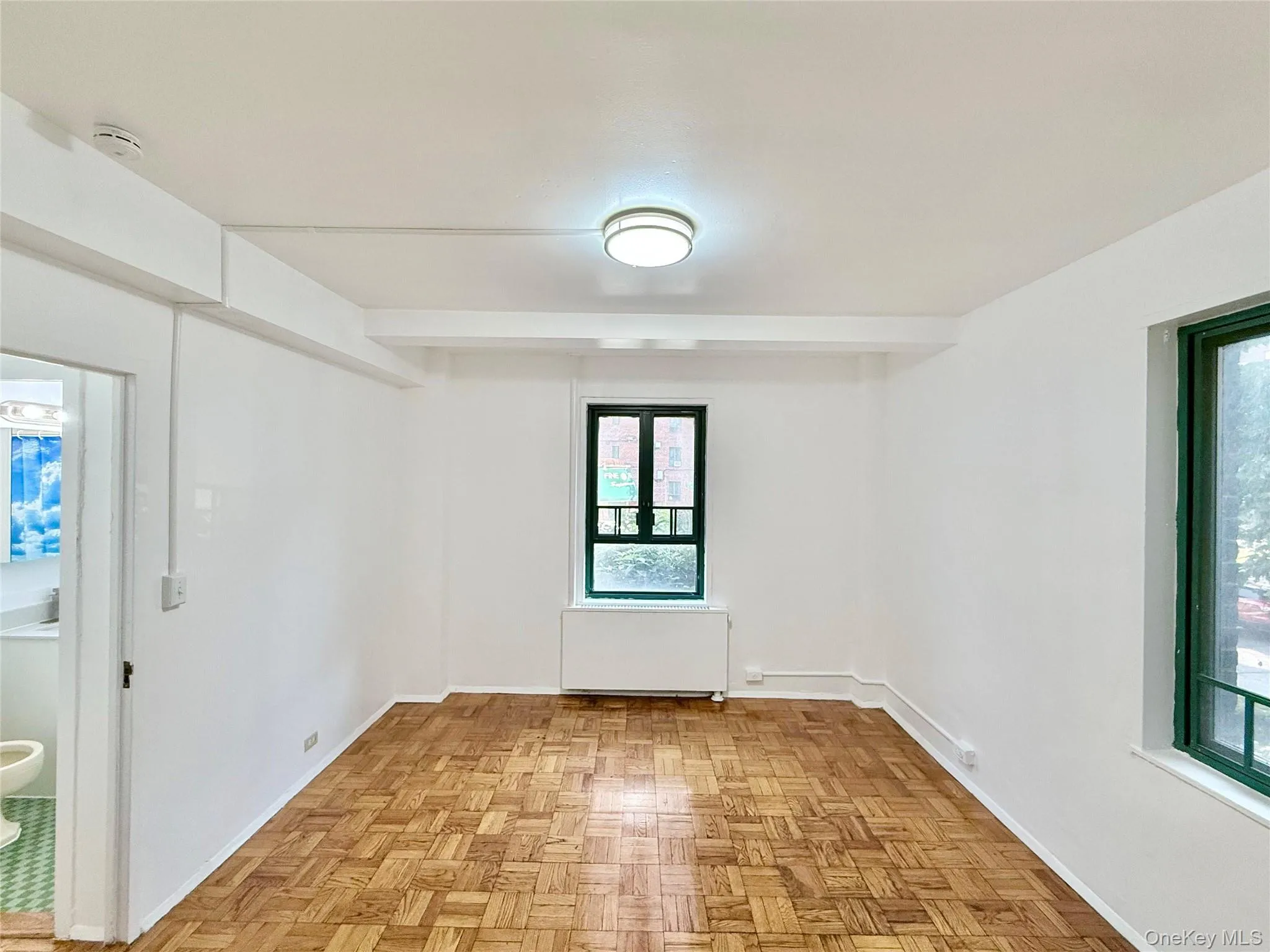 1651 Metropolitan Avenue, New York, NY, 1 Bedroom Bedrooms, 3 Rooms Rooms,1 BathroomBathrooms,Residential,For Rent,Metropolitan,0,1021440 1651 Metropolitan Avenue, New York, NY, 1 Bedroom Bedrooms, 3 Rooms Rooms,1 BathroomBathrooms,Residential,For Rent,Metropolitan,0,1021440