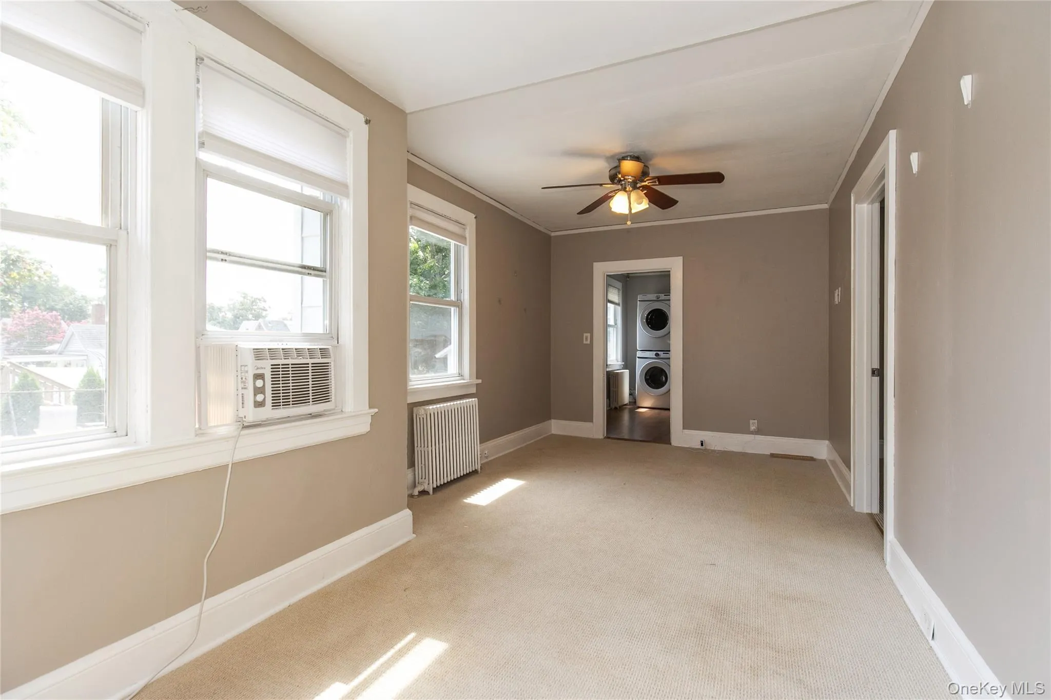 44 Perry Avenue, Oyster Bay, NY, 3 Bedrooms Bedrooms, 8 Rooms Rooms,2 BathroomsBathrooms,Residential,For Rent,Perry,0,1021442 44 Perry Avenue, Oyster Bay, NY, 3 Bedrooms Bedrooms, 8 Rooms Rooms,2 BathroomsBathrooms,Residential,For Rent,Perry,0,1021442