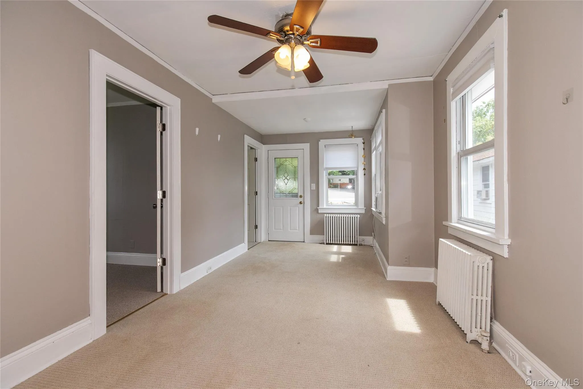 44 Perry Avenue, Oyster Bay, NY, 3 Bedrooms Bedrooms, 8 Rooms Rooms,2 BathroomsBathrooms,Residential,For Rent,Perry,0,1021442 44 Perry Avenue, Oyster Bay, NY, 3 Bedrooms Bedrooms, 8 Rooms Rooms,2 BathroomsBathrooms,Residential,For Rent,Perry,0,1021442