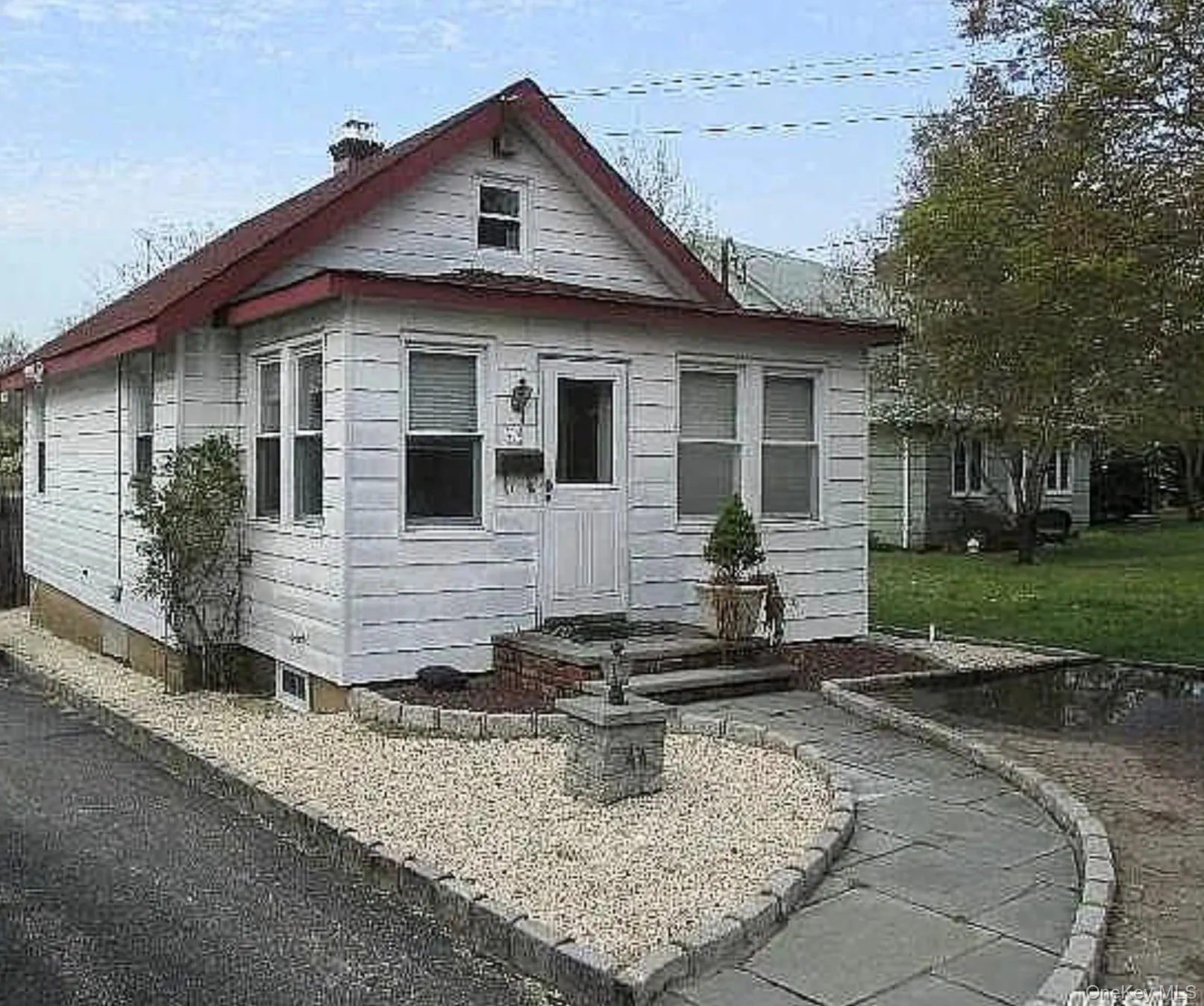 44 Perry Avenue, Oyster Bay, NY, 3 Bedrooms Bedrooms, 8 Rooms Rooms,2 BathroomsBathrooms,Residential,For Rent,Perry,0,1021442 44 Perry Avenue, Oyster Bay, NY, 3 Bedrooms Bedrooms, 8 Rooms Rooms,2 BathroomsBathrooms,Residential,For Rent,Perry,0,1021442