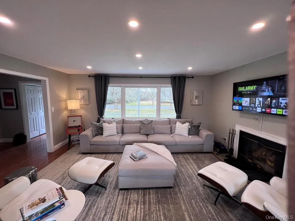 265 Old Field Court, Southold, NY, 3 Bedrooms Bedrooms, 10 Rooms Rooms,2 BathroomsBathrooms,Residential Lease,For Rent,Old Field,0,1021449 265 Old Field Court, Southold, NY, 3 Bedrooms Bedrooms, 10 Rooms Rooms,2 BathroomsBathrooms,Residential Lease,For Rent,Old Field,0,1021449