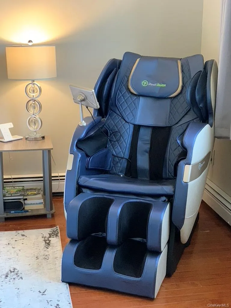 Full body massage chair Full body massage chair