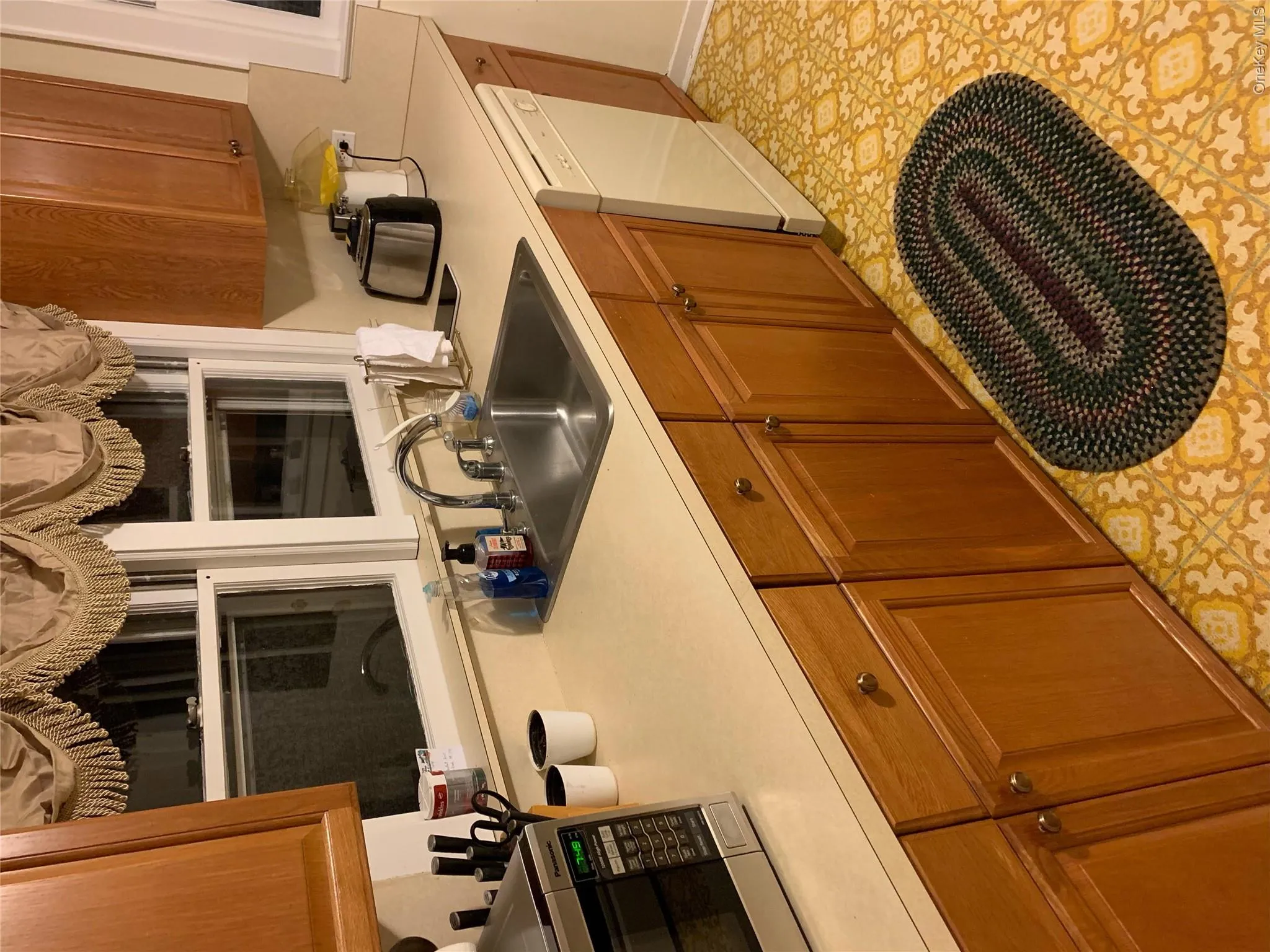 7 Chestnut Street, Brookhaven, NY, 3 Bedrooms Bedrooms, 6 Rooms Rooms,1 BathroomBathrooms,Residential Lease,For Rent,Chestnut,0,1021450 7 Chestnut Street, Brookhaven, NY, 3 Bedrooms Bedrooms, 6 Rooms Rooms,1 BathroomBathrooms,Residential Lease,For Rent,Chestnut,0,1021450