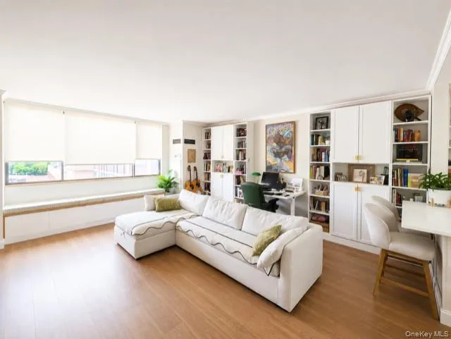 27110 Grand Central Parkway, New York, NY, 1 Bedroom Bedrooms, 3 Rooms Rooms,1 BathroomBathrooms,Residential,For Rent,Grand Central Parkway,0,1021452 27110 Grand Central Parkway, New York, NY, 1 Bedroom Bedrooms, 3 Rooms Rooms,1 BathroomBathrooms,Residential,For Rent,Grand Central Parkway,0,1021452