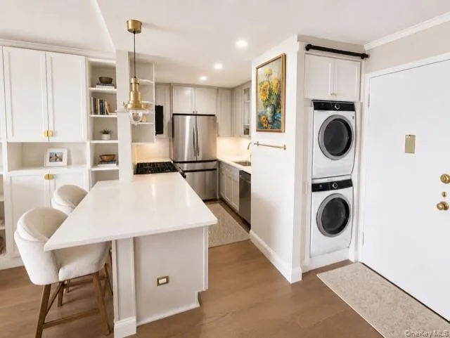 27110 Grand Central Parkway, New York, NY, 1 Bedroom Bedrooms, 3 Rooms Rooms,1 BathroomBathrooms,Residential,For Rent,Grand Central Parkway,0,1021452 27110 Grand Central Parkway, New York, NY, 1 Bedroom Bedrooms, 3 Rooms Rooms,1 BathroomBathrooms,Residential,For Rent,Grand Central Parkway,0,1021452