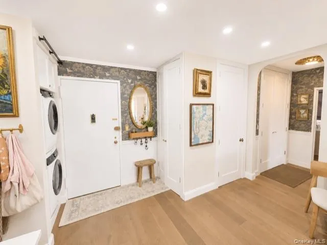 27110 Grand Central Parkway, New York, NY, 1 Bedroom Bedrooms, 3 Rooms Rooms,1 BathroomBathrooms,Residential,For Rent,Grand Central Parkway,0,1021452 27110 Grand Central Parkway, New York, NY, 1 Bedroom Bedrooms, 3 Rooms Rooms,1 BathroomBathrooms,Residential,For Rent,Grand Central Parkway,0,1021452