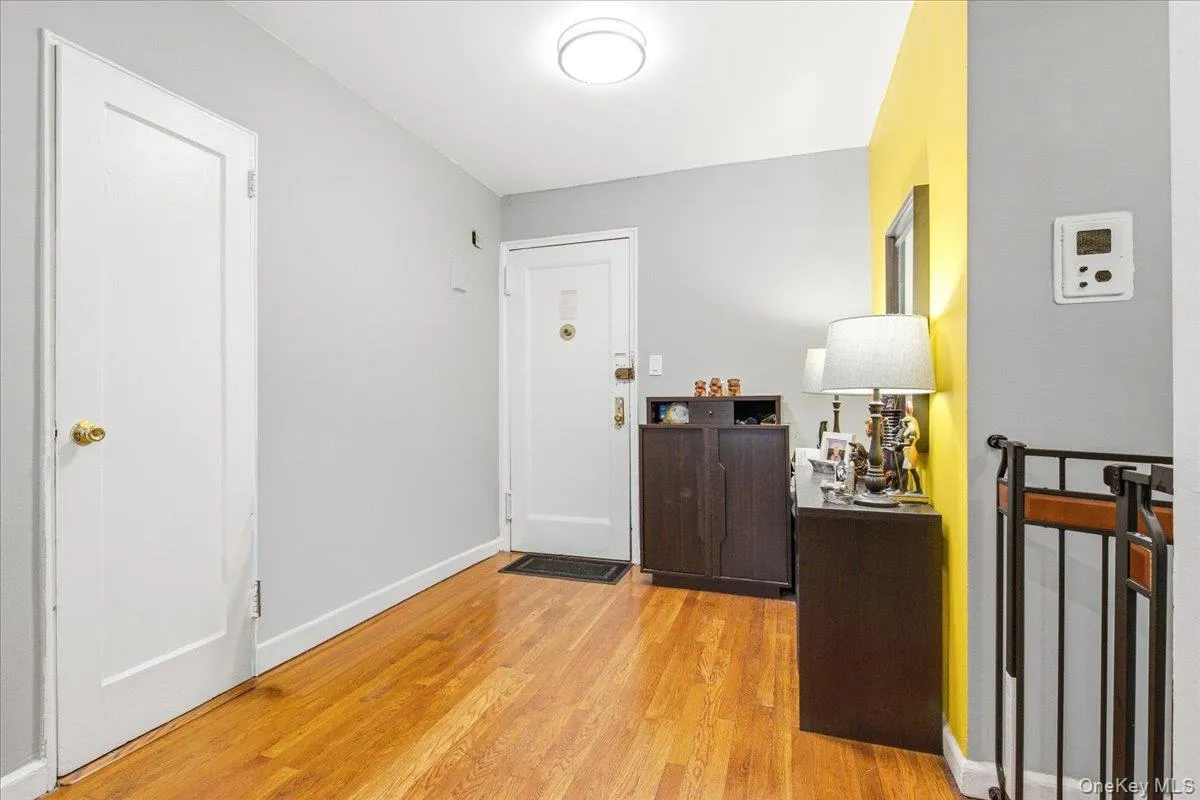 100-11 67th Road, New York, NY, 1 Bedroom Bedrooms, 4 Rooms Rooms,1 BathroomBathrooms,Residential,For Rent,67th,0,1021453 100-11 67th Road, New York, NY, 1 Bedroom Bedrooms, 4 Rooms Rooms,1 BathroomBathrooms,Residential,For Rent,67th,0,1021453
