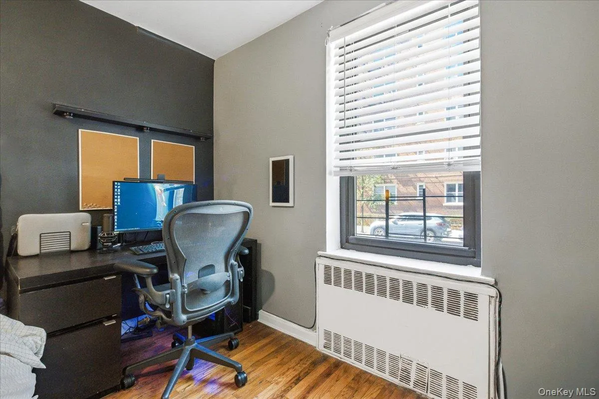 100-11 67th Road, New York, NY, 1 Bedroom Bedrooms, 4 Rooms Rooms,1 BathroomBathrooms,Residential,For Rent,67th,0,1021453 100-11 67th Road, New York, NY, 1 Bedroom Bedrooms, 4 Rooms Rooms,1 BathroomBathrooms,Residential,For Rent,67th,0,1021453