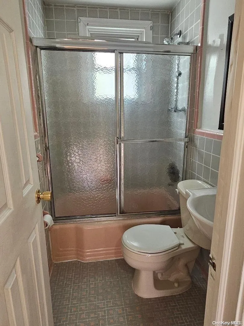 Bathroom Bathroom