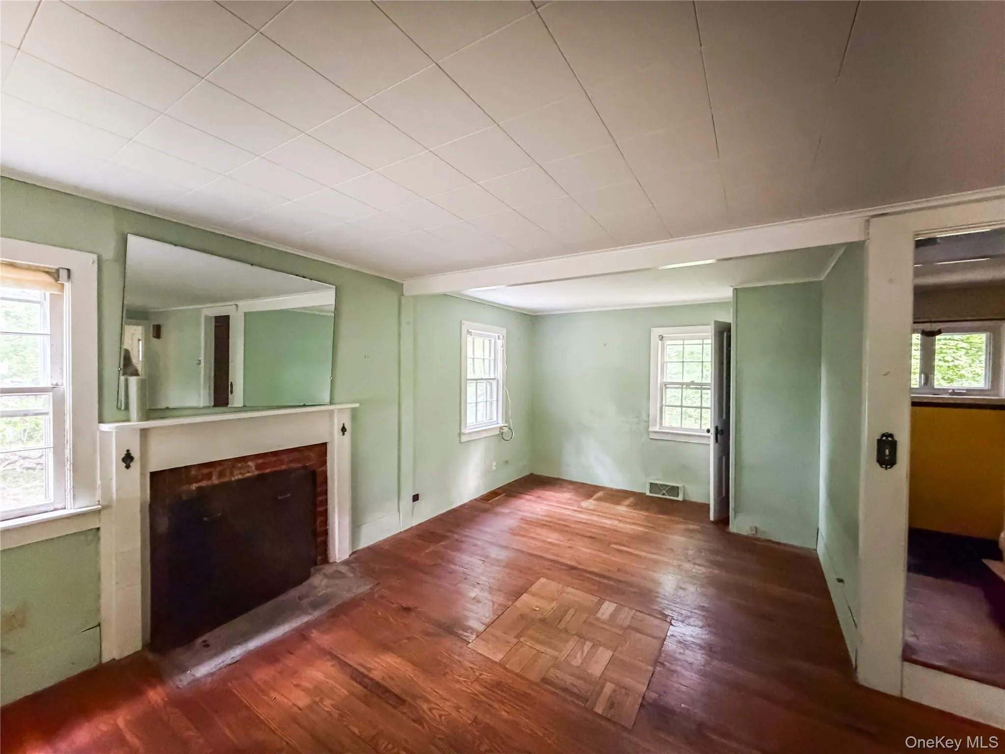 126 Quaker Lane, Hyde Park, NY, 2 Bedrooms Bedrooms, 5 Rooms Rooms,1 BathroomBathrooms,Residential,For Rent,Quaker,0,1021460 126 Quaker Lane, Hyde Park, NY, 2 Bedrooms Bedrooms, 5 Rooms Rooms,1 BathroomBathrooms,Residential,For Rent,Quaker,0,1021460