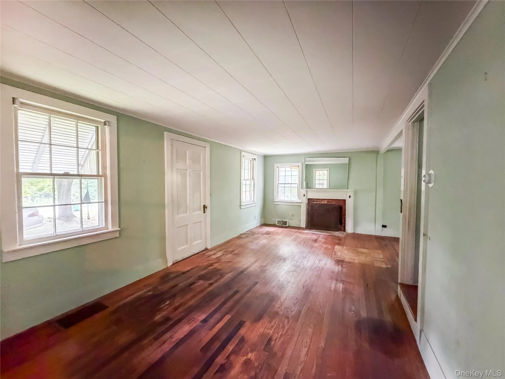 126 Quaker Lane, Hyde Park, NY, 2 Bedrooms Bedrooms, 5 Rooms Rooms,1 BathroomBathrooms,Residential,For Rent,Quaker,0,1021460 126 Quaker Lane, Hyde Park, NY, 2 Bedrooms Bedrooms, 5 Rooms Rooms,1 BathroomBathrooms,Residential,For Rent,Quaker,0,1021460