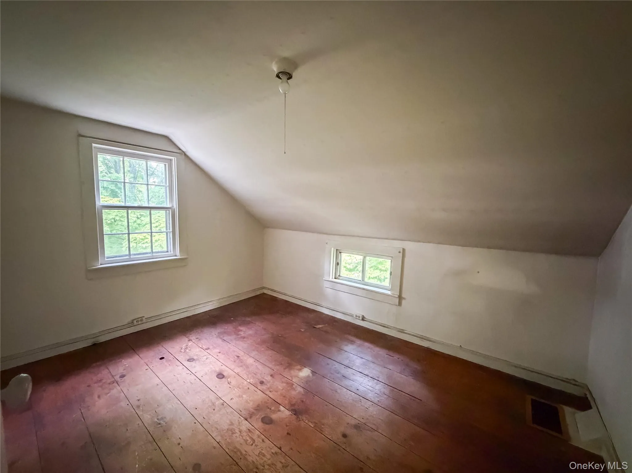 126 Quaker Lane, Hyde Park, NY, 2 Bedrooms Bedrooms, 5 Rooms Rooms,1 BathroomBathrooms,Residential,For Rent,Quaker,0,1021460 126 Quaker Lane, Hyde Park, NY, 2 Bedrooms Bedrooms, 5 Rooms Rooms,1 BathroomBathrooms,Residential,For Rent,Quaker,0,1021460