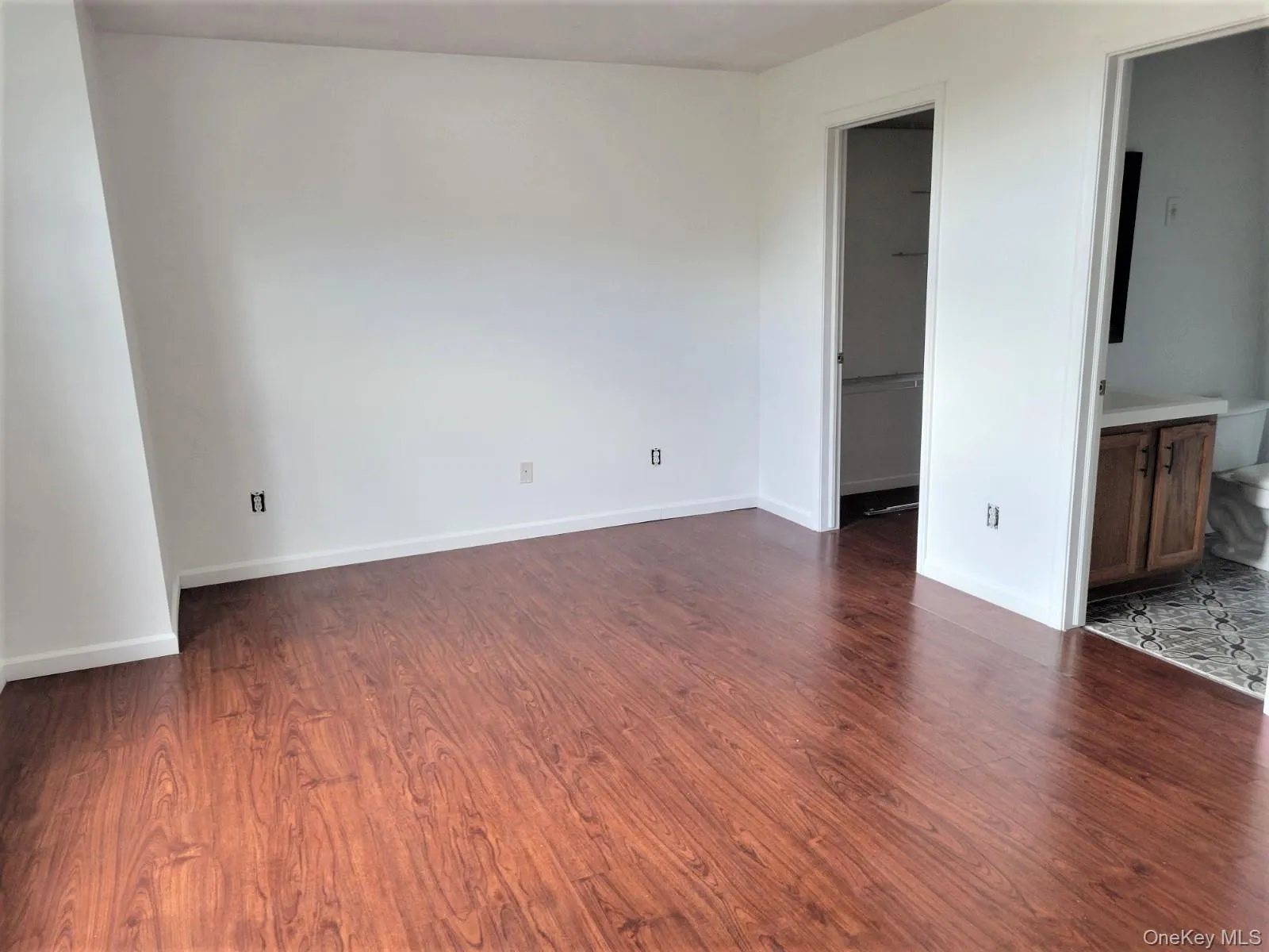 1 Boulder Court, Woodbury, NY, 3 Bedrooms Bedrooms, 6 Rooms Rooms,2 BathroomsBathrooms,Residential Lease,For Rent,Boulder,0,1021465 1 Boulder Court, Woodbury, NY, 3 Bedrooms Bedrooms, 6 Rooms Rooms,2 BathroomsBathrooms,Residential Lease,For Rent,Boulder,0,1021465
