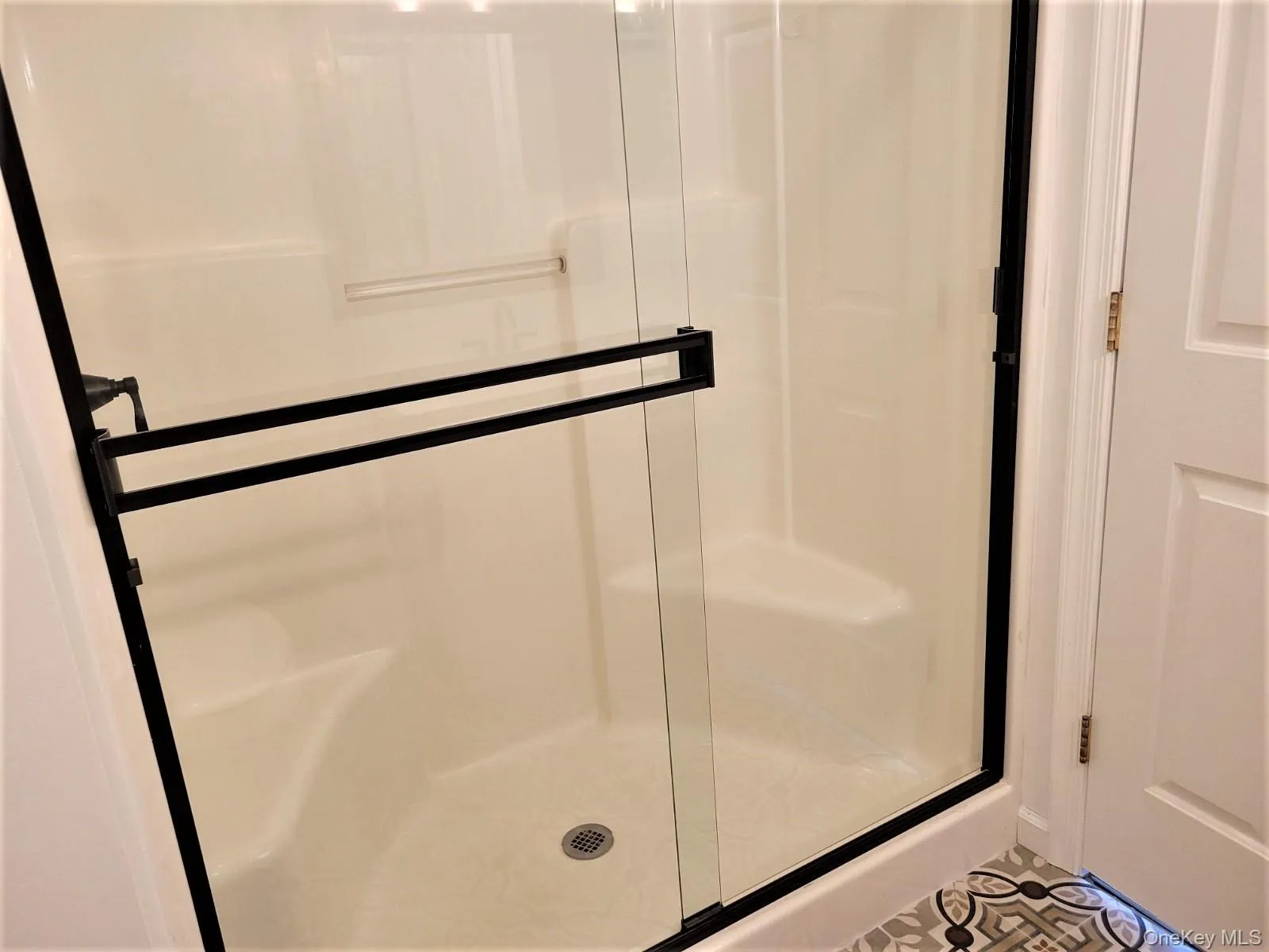 1 Boulder Court, Woodbury, NY, 3 Bedrooms Bedrooms, 6 Rooms Rooms,2 BathroomsBathrooms,Residential Lease,For Rent,Boulder,0,1021465 1 Boulder Court, Woodbury, NY, 3 Bedrooms Bedrooms, 6 Rooms Rooms,2 BathroomsBathrooms,Residential Lease,For Rent,Boulder,0,1021465