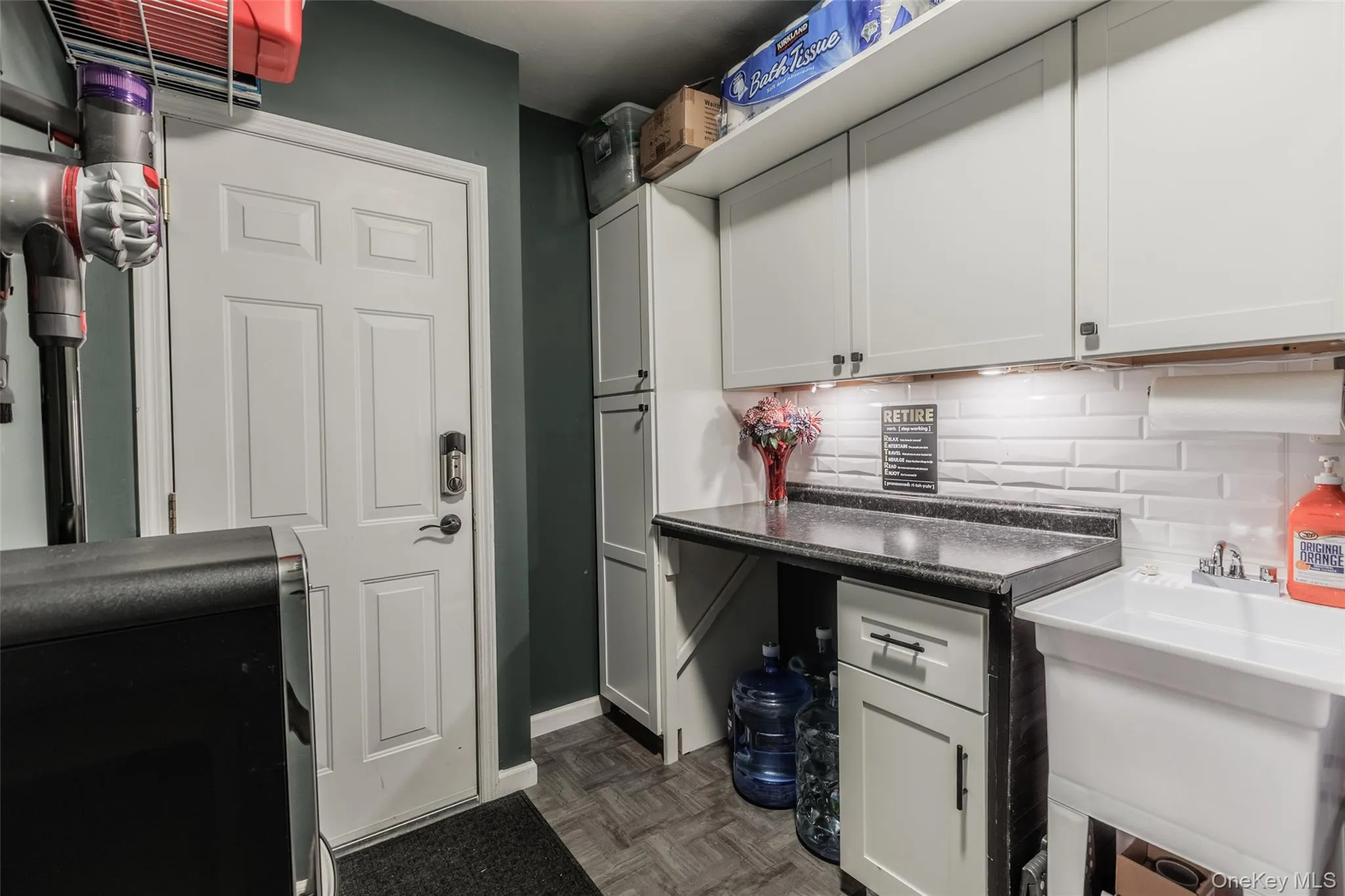 84 Kate Circle, Brookhaven, NY, 2 Bedrooms Bedrooms, 7 Rooms Rooms,2 BathroomsBathrooms,Residential,For Rent,Kate,0,1021466 84 Kate Circle, Brookhaven, NY, 2 Bedrooms Bedrooms, 7 Rooms Rooms,2 BathroomsBathrooms,Residential,For Rent,Kate,0,1021466