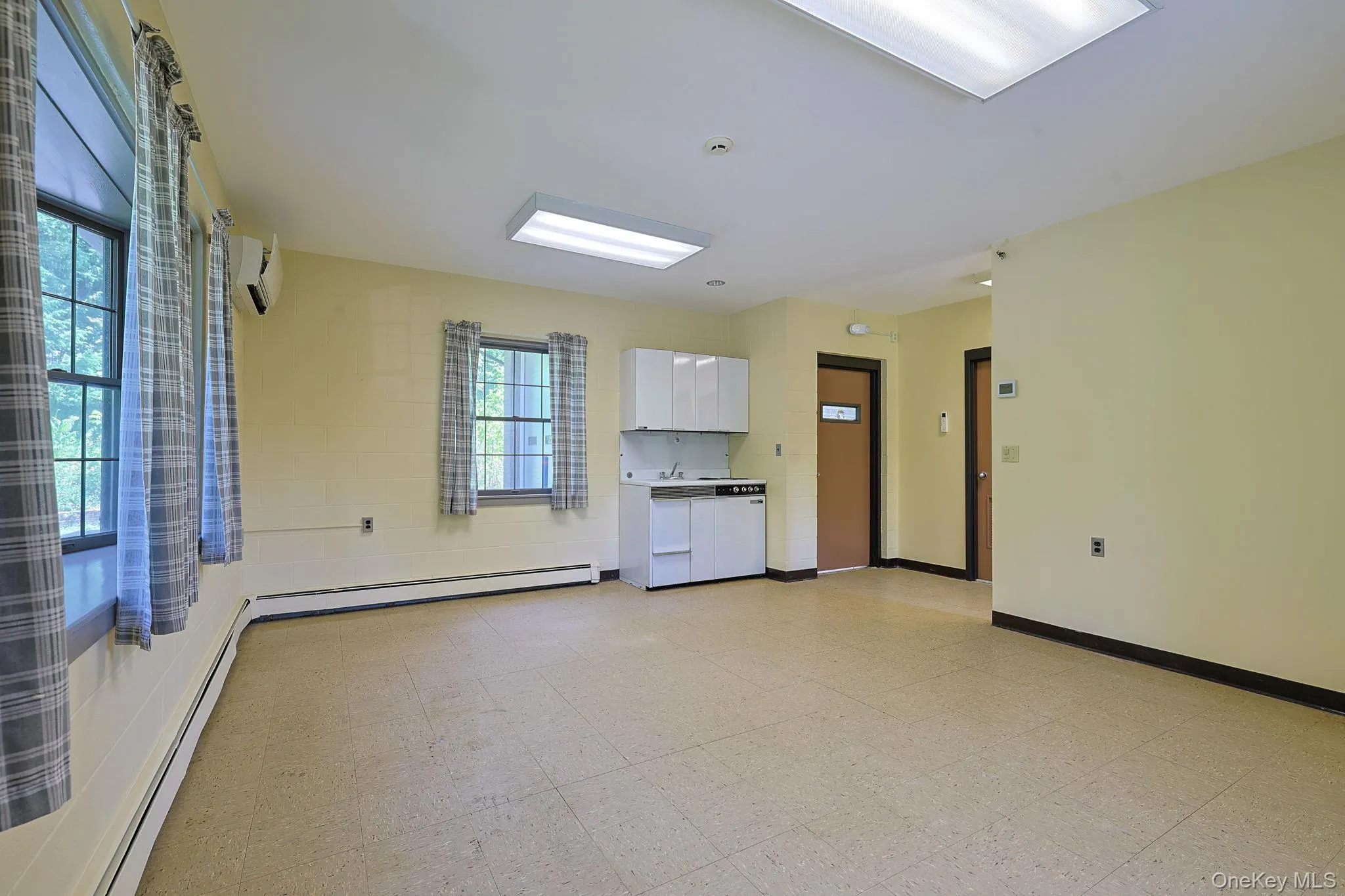 501 Cedar Hill Road, Fishkill, NY, 1 Bedroom Bedrooms, 6 Rooms Rooms,Residential,For Rent,Cedar Hill,0,1021467 501 Cedar Hill Road, Fishkill, NY, 1 Bedroom Bedrooms, 6 Rooms Rooms,Residential,For Rent,Cedar Hill,0,1021467